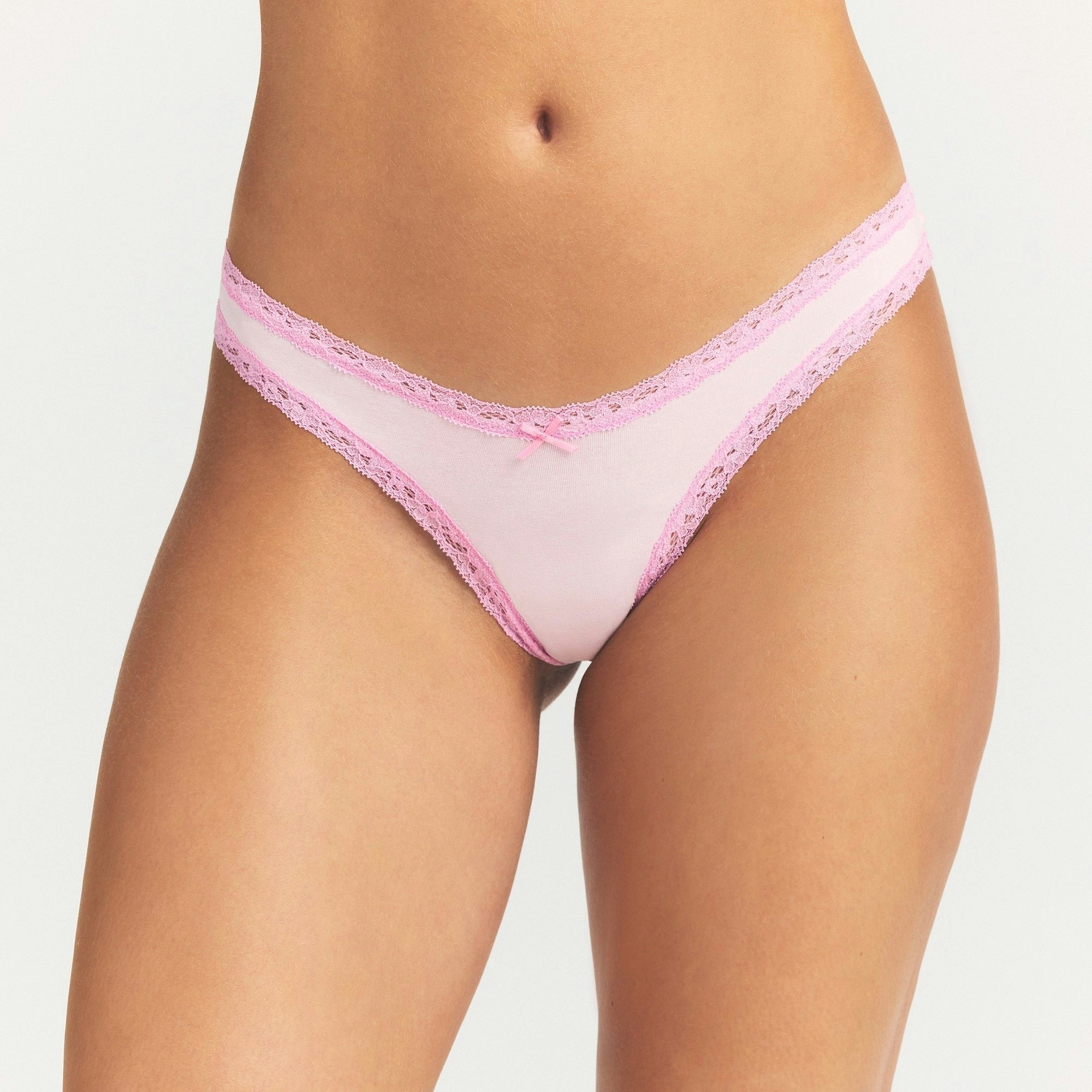 LACE THONG