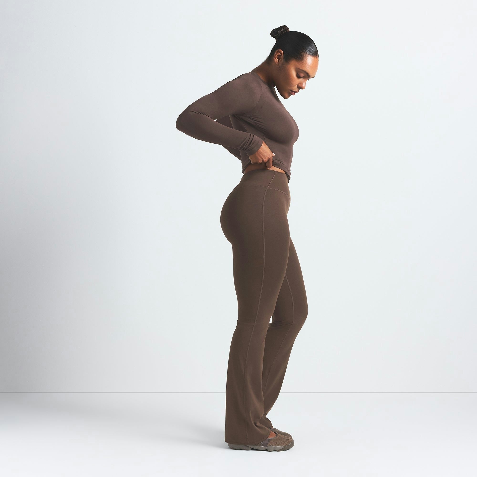 SLIM FLARE LEGGING