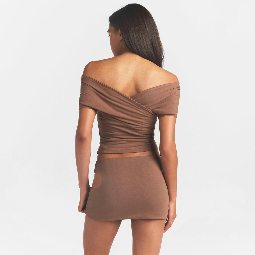 CUT OUT MINI SKIRT
