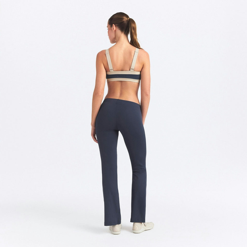 LOW RISE MINI FLARE PANT