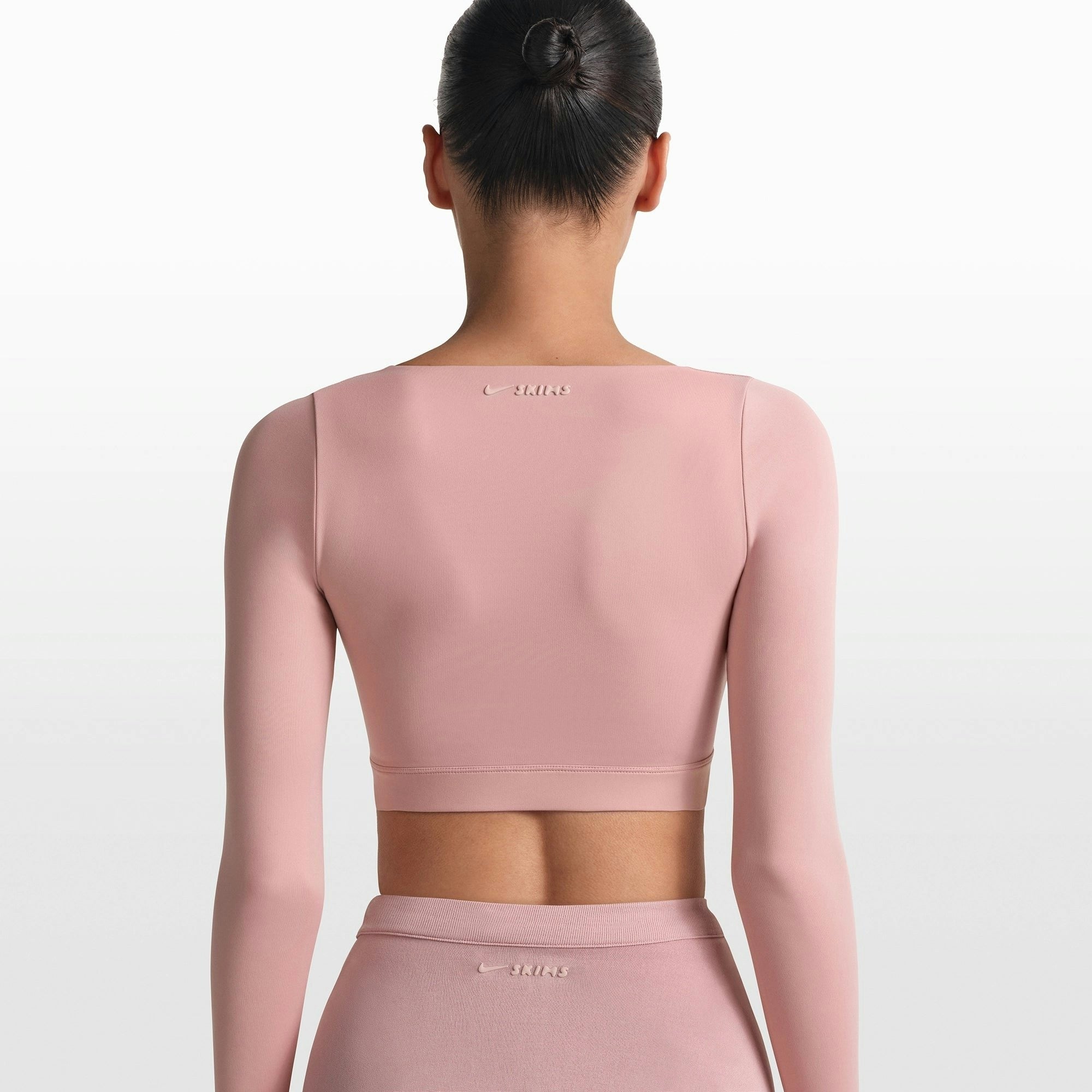 WRAP LONG SLEEVE CROPPED TOP