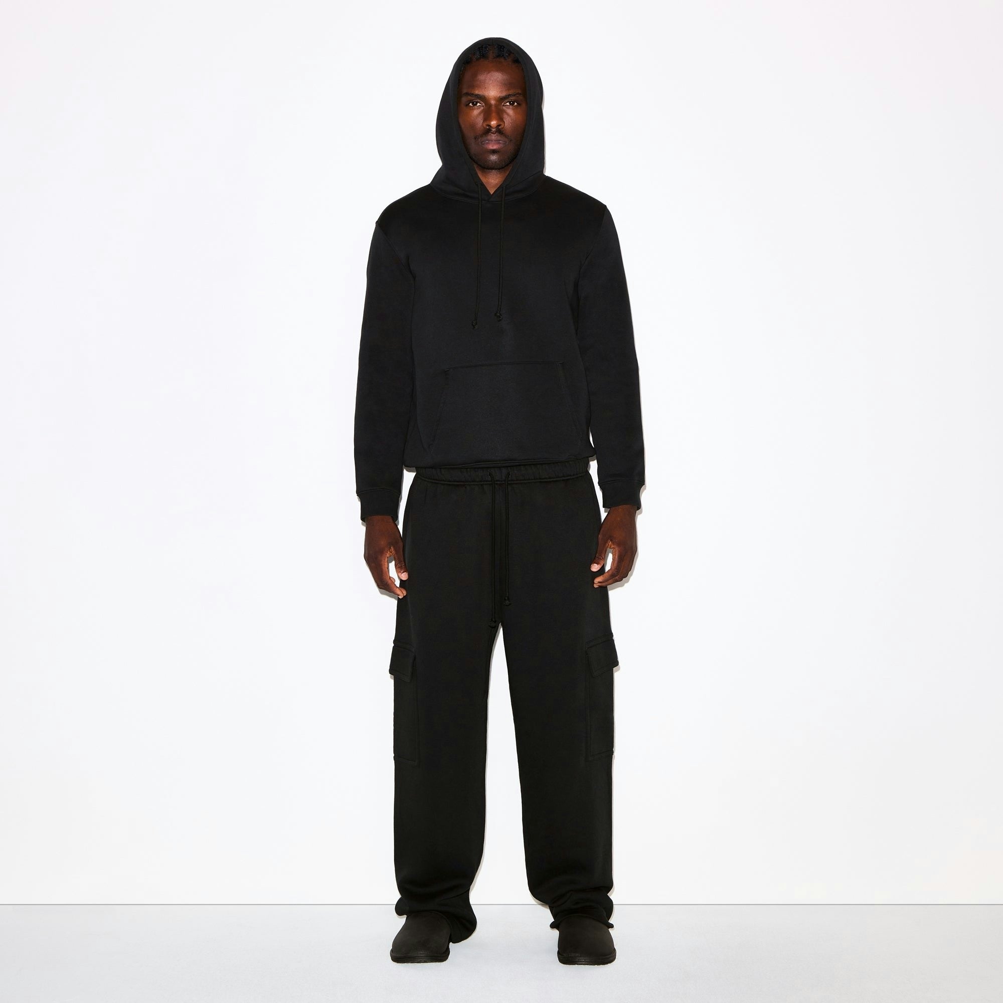 MENS CLASSIC HOODIE