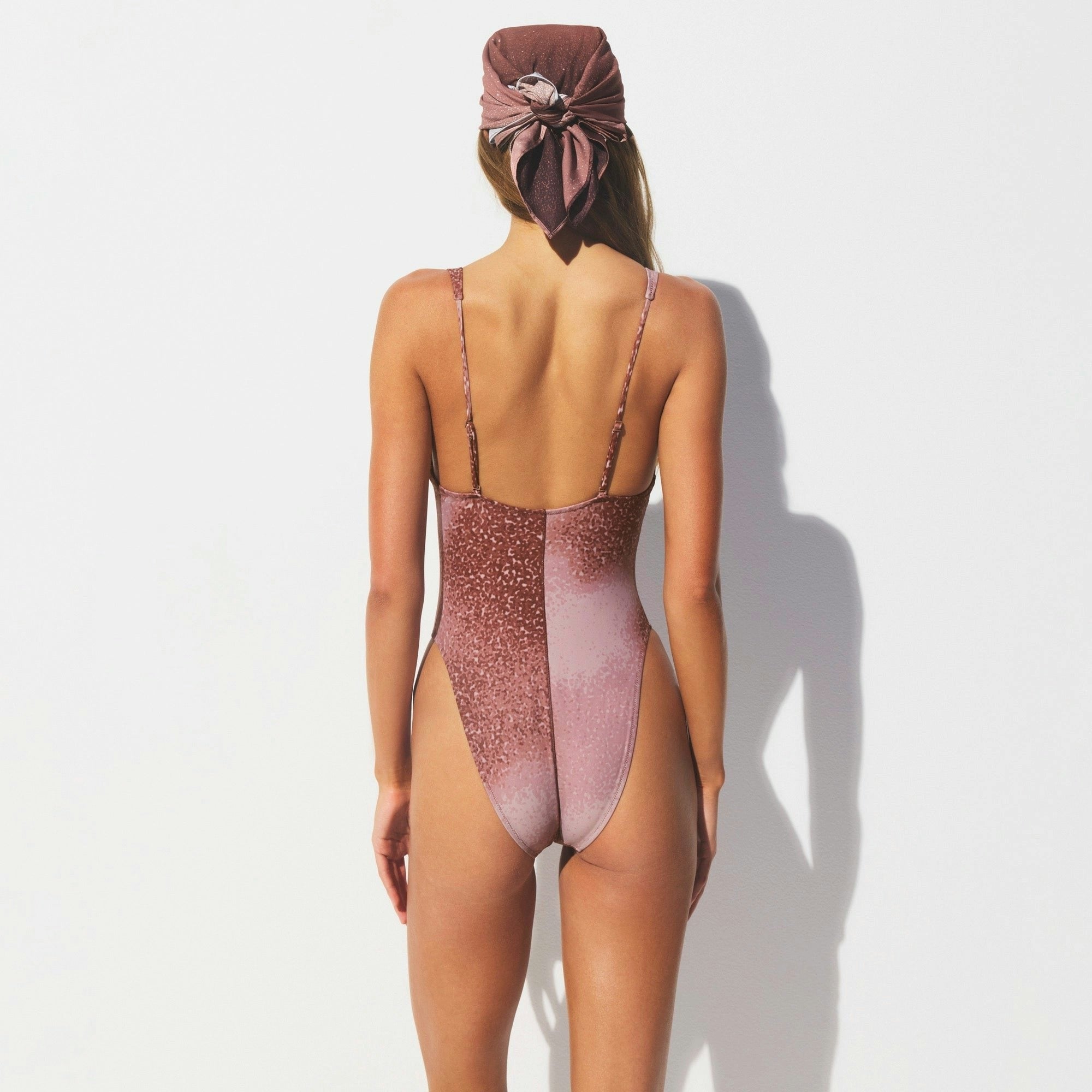 PLUNGE ONE PIECE