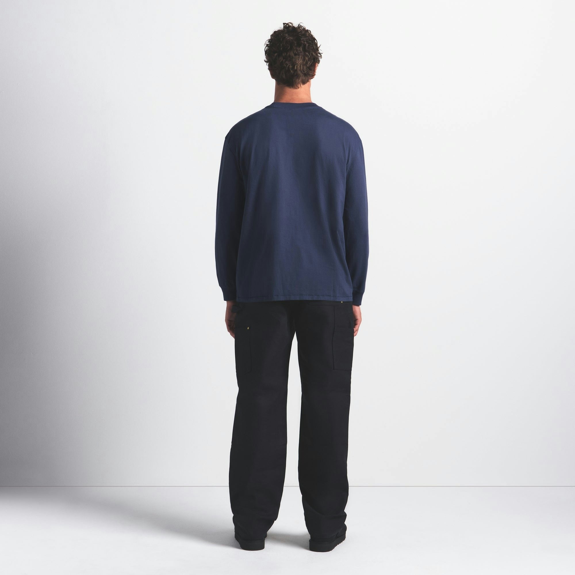 MENS RELAXED LONG SLEEVE T-SHIRT