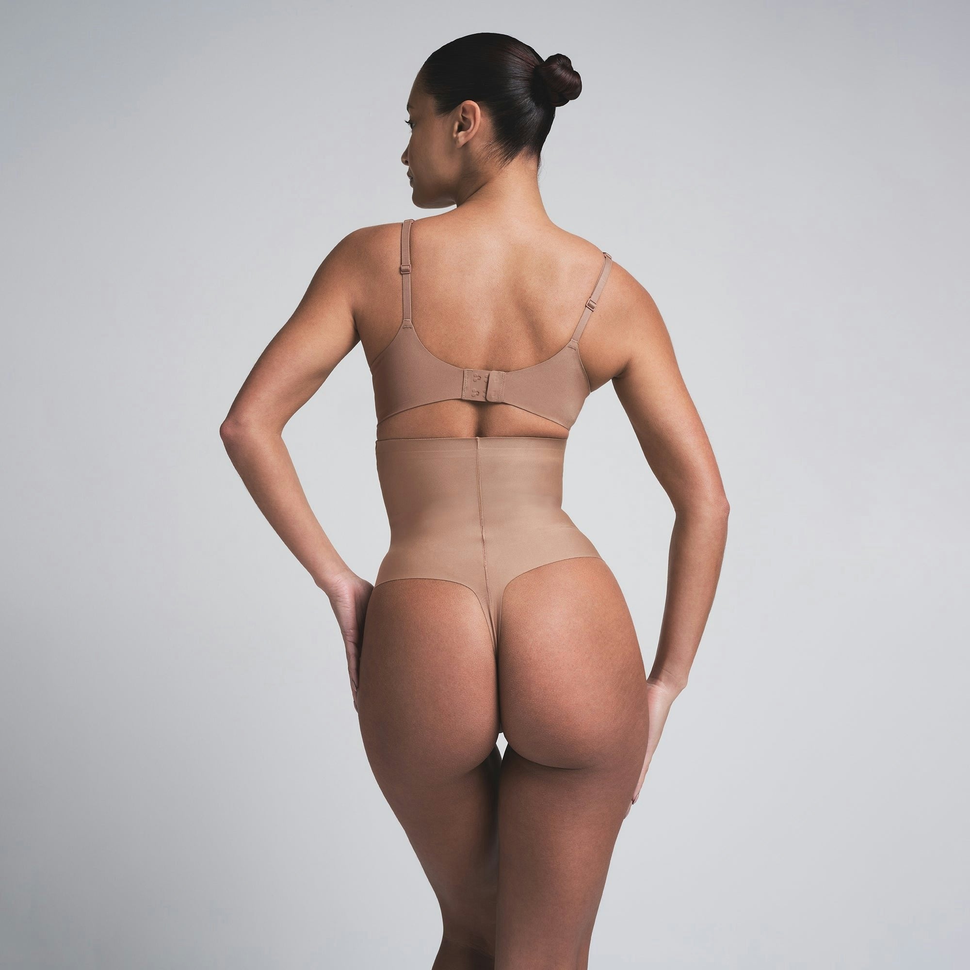 CORE SCULPT HIGH-WAISTED THONG