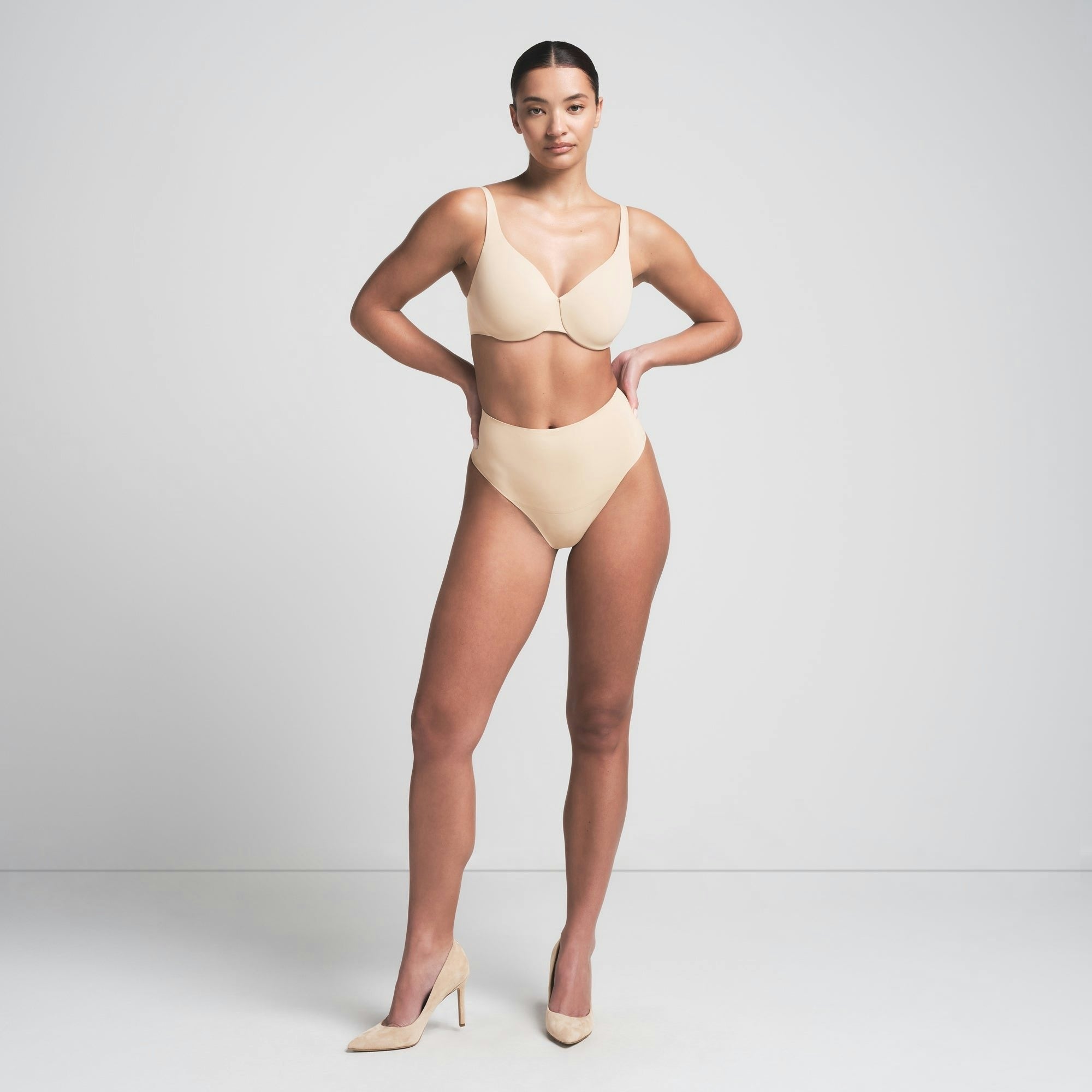 UNLINED MINIMIZER BRA