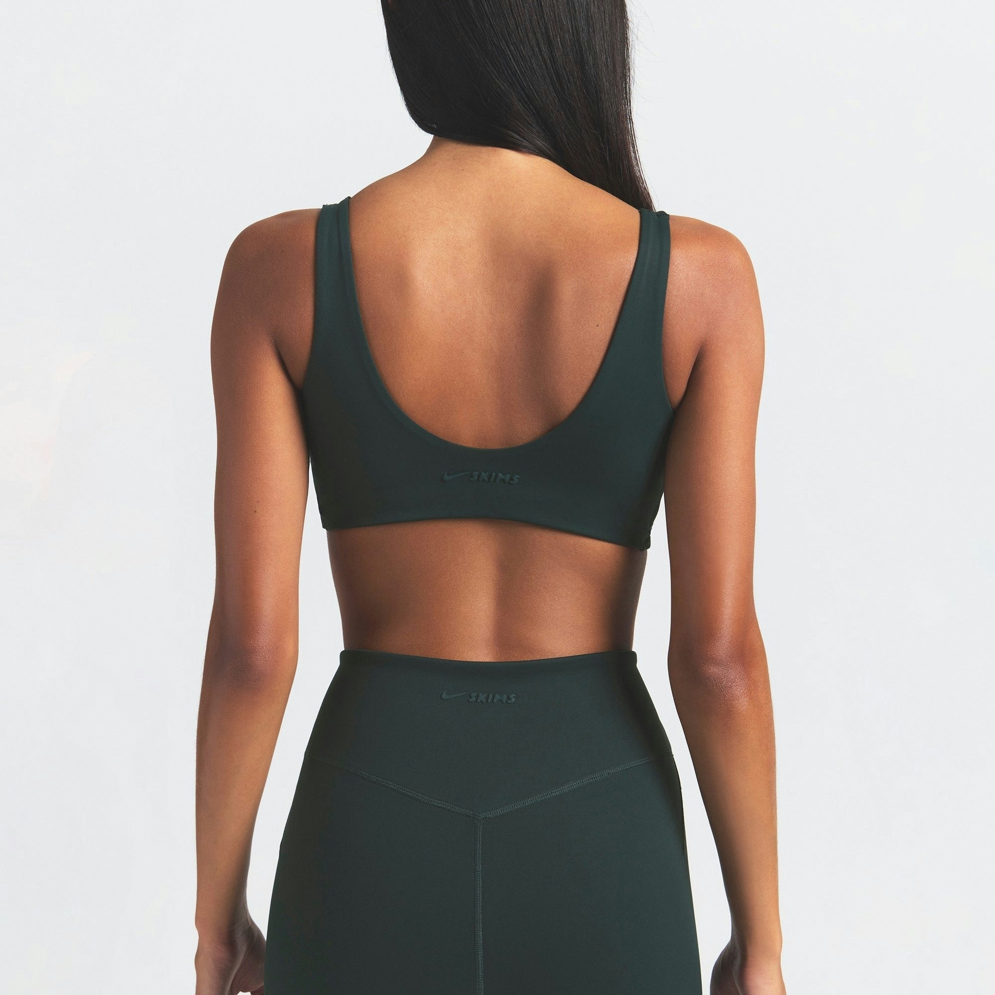 TWIST-FRONT BRA
