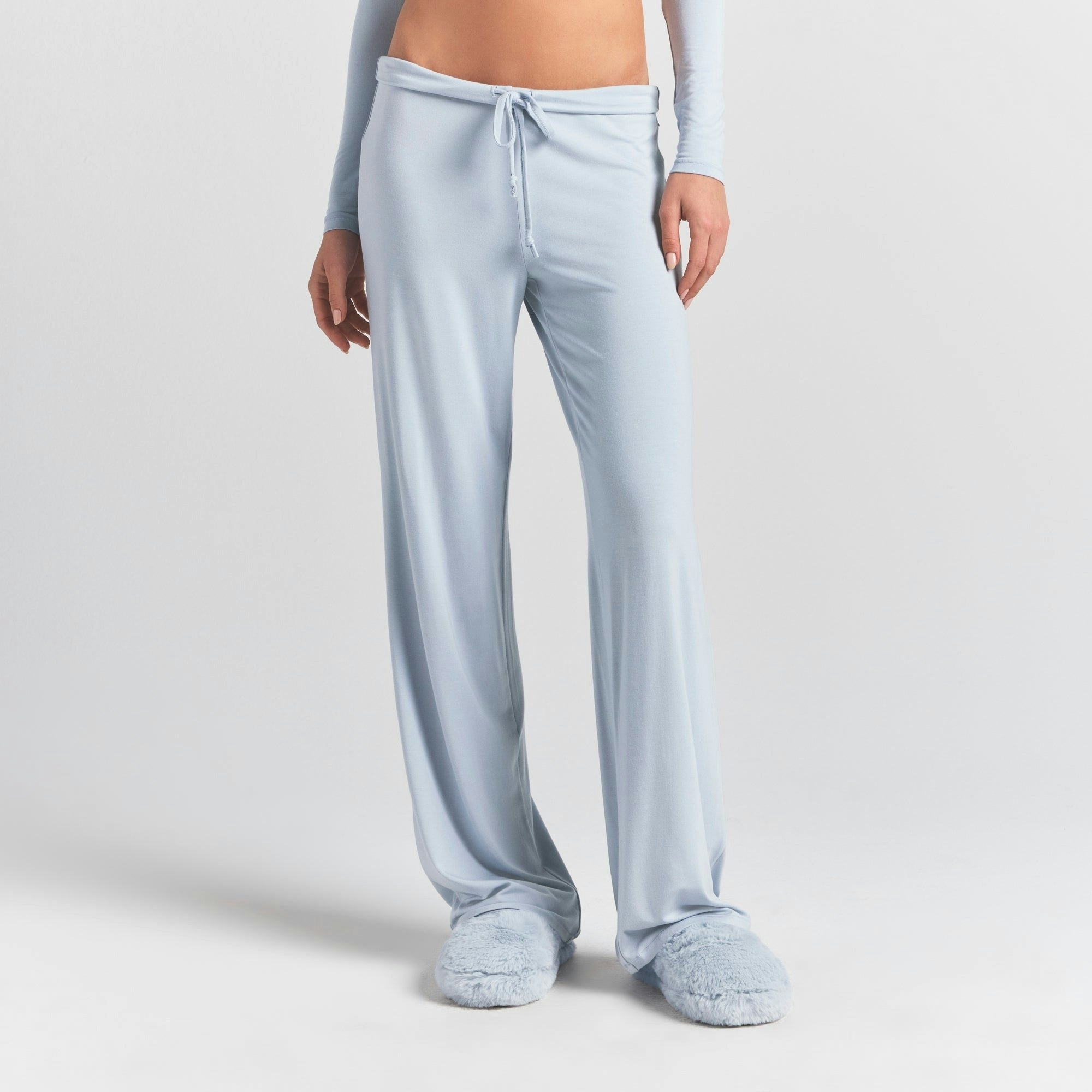 STRAIGHT LEG PANT