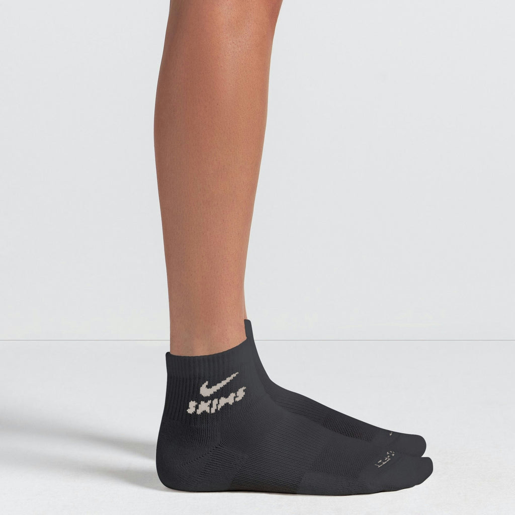 DRI-FITâ¢ QUARTER CREW SOCK 3-PACK