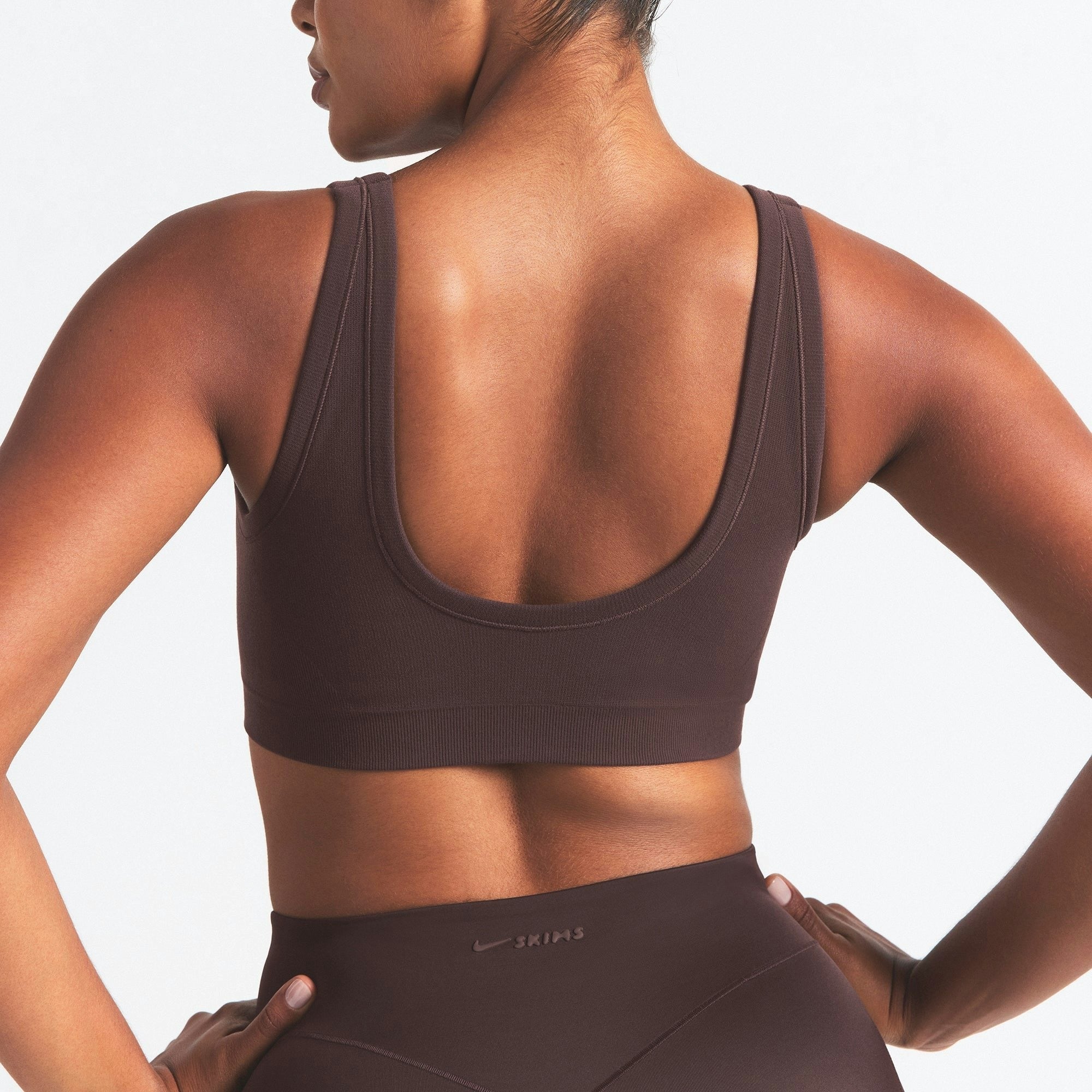 SCOOP NECK BRA