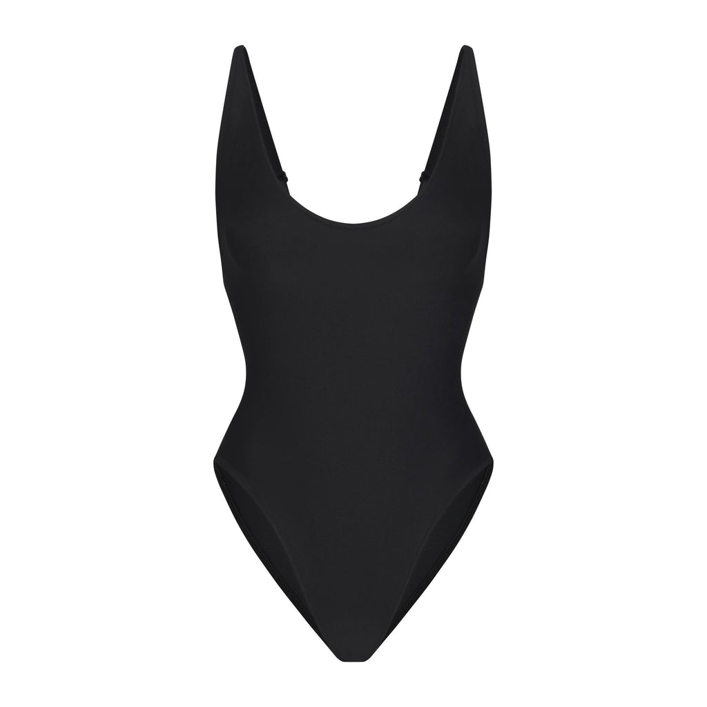 SCOOP NECK ONE PIECE