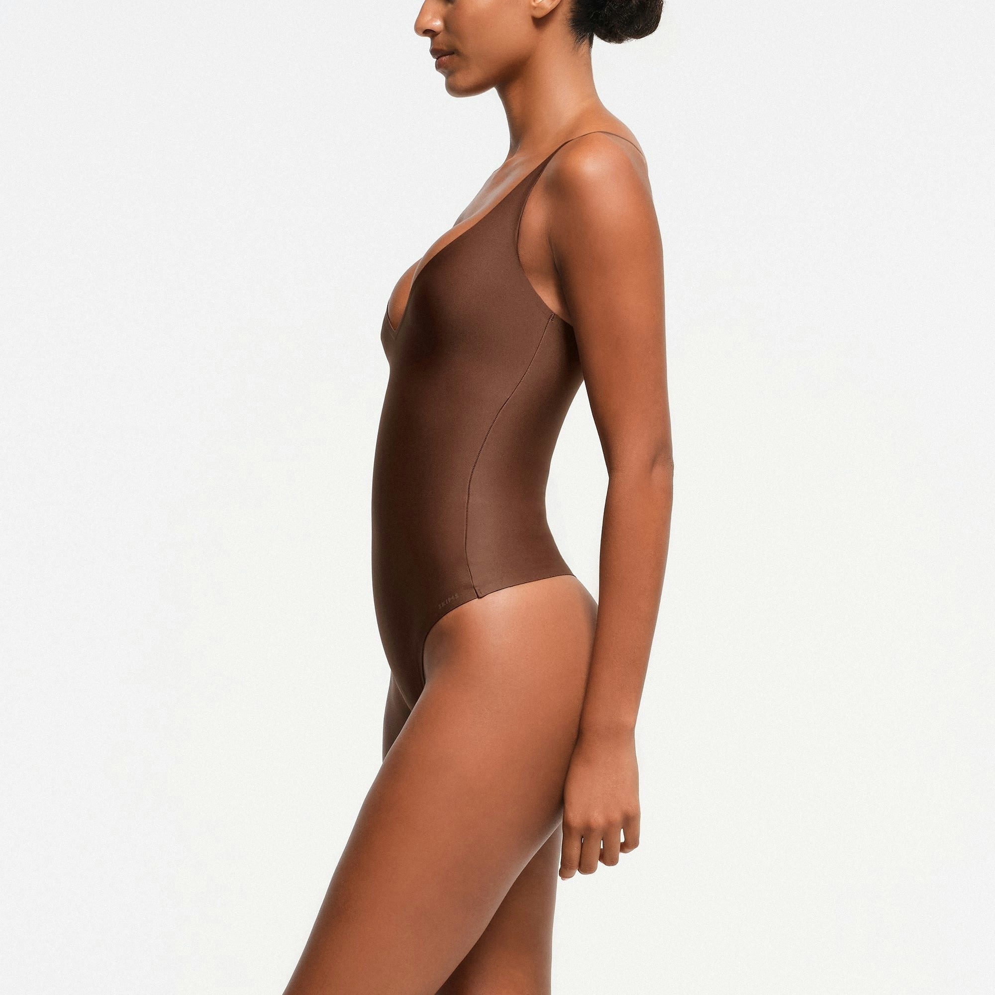 CORE SCULPT PLUNGE THONG BODYSUIT