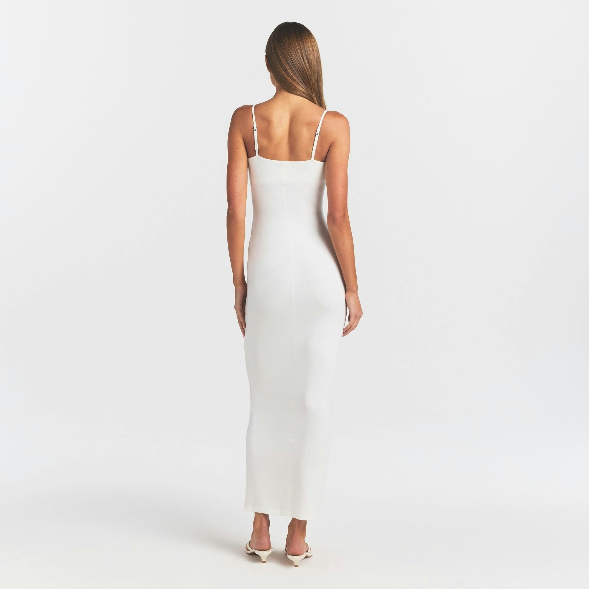 SCOOP NECK LONG DRESS