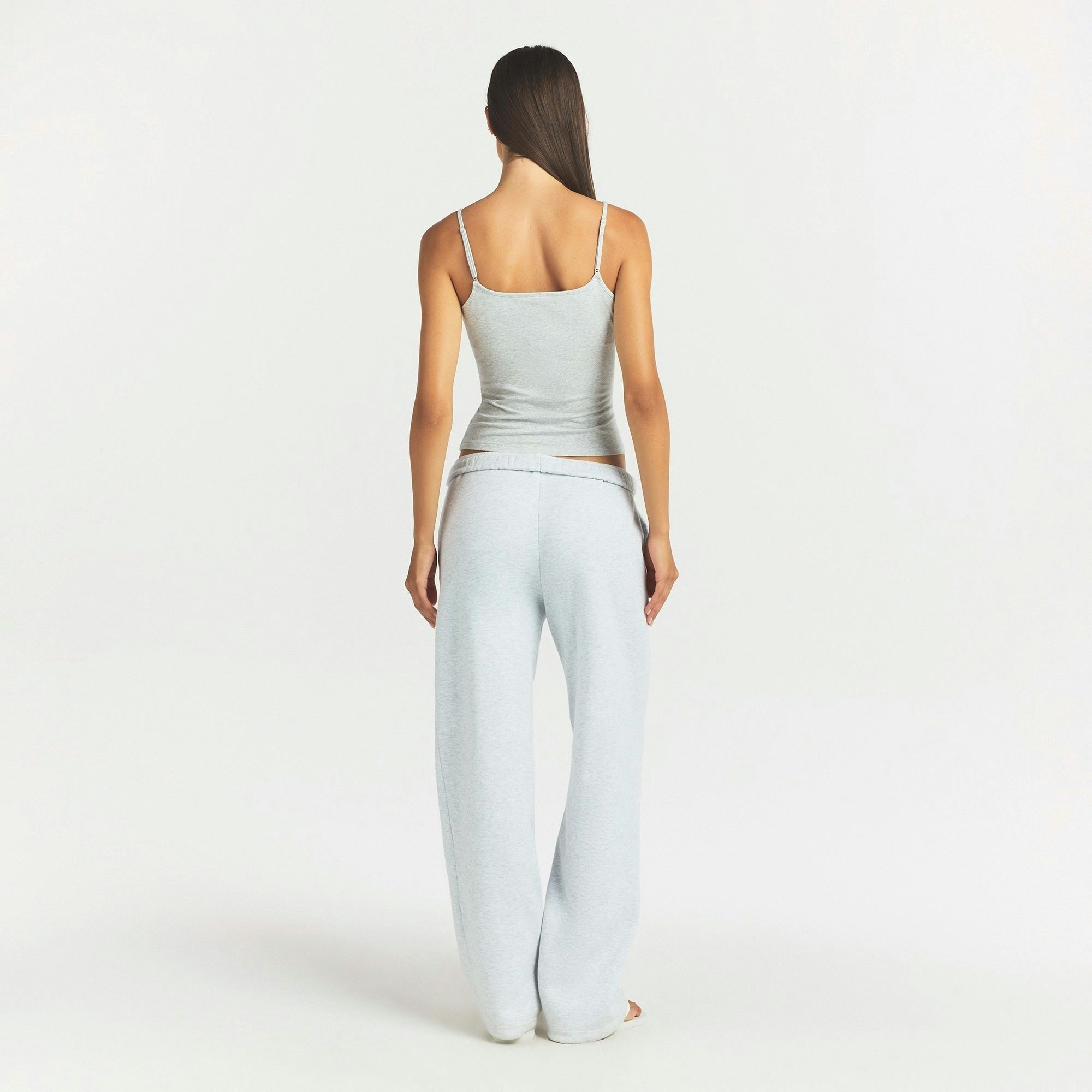 CLASSIC STRAIGHT LEG PANT
