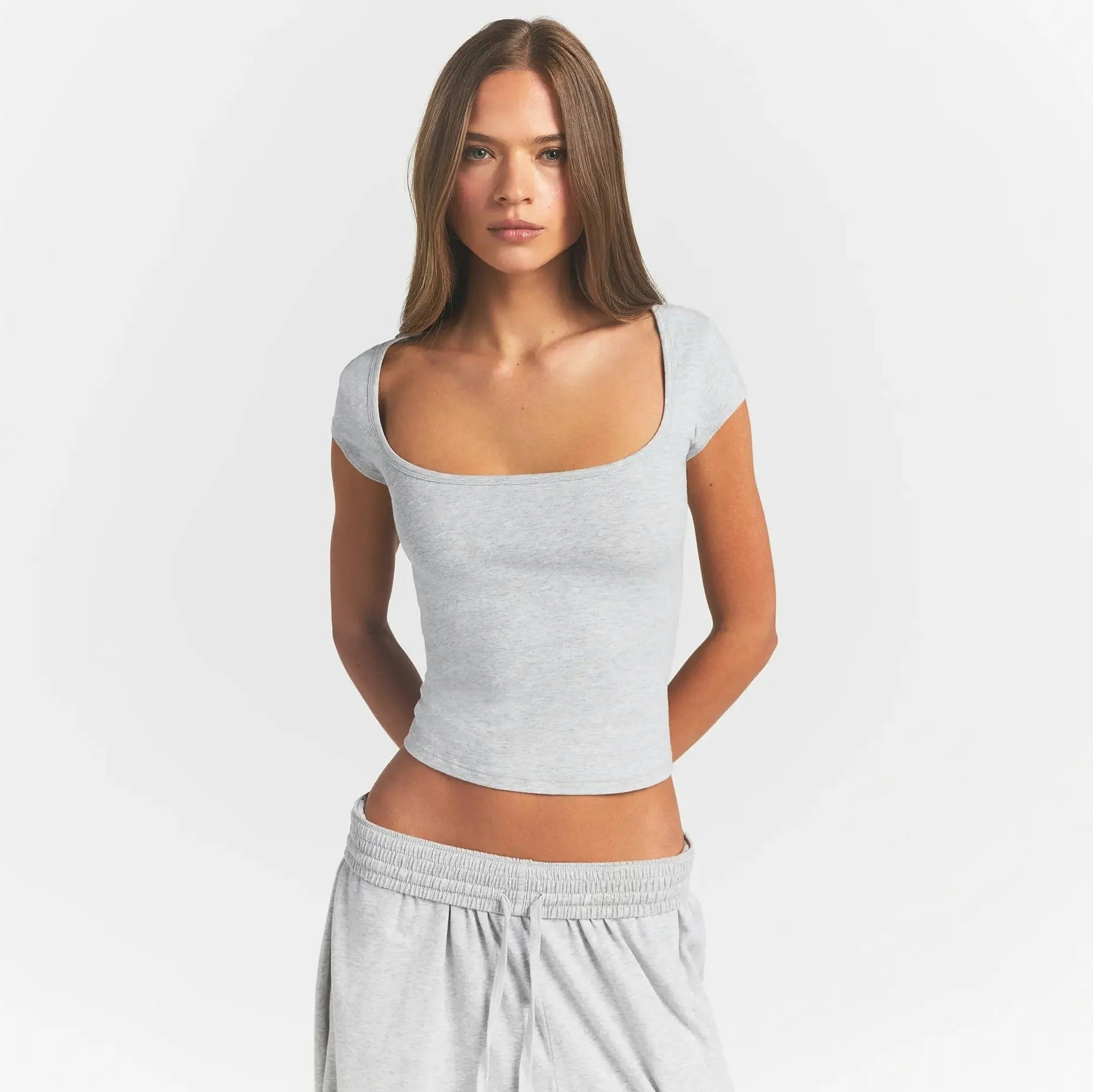 SCOOP NECK T-SHIRT