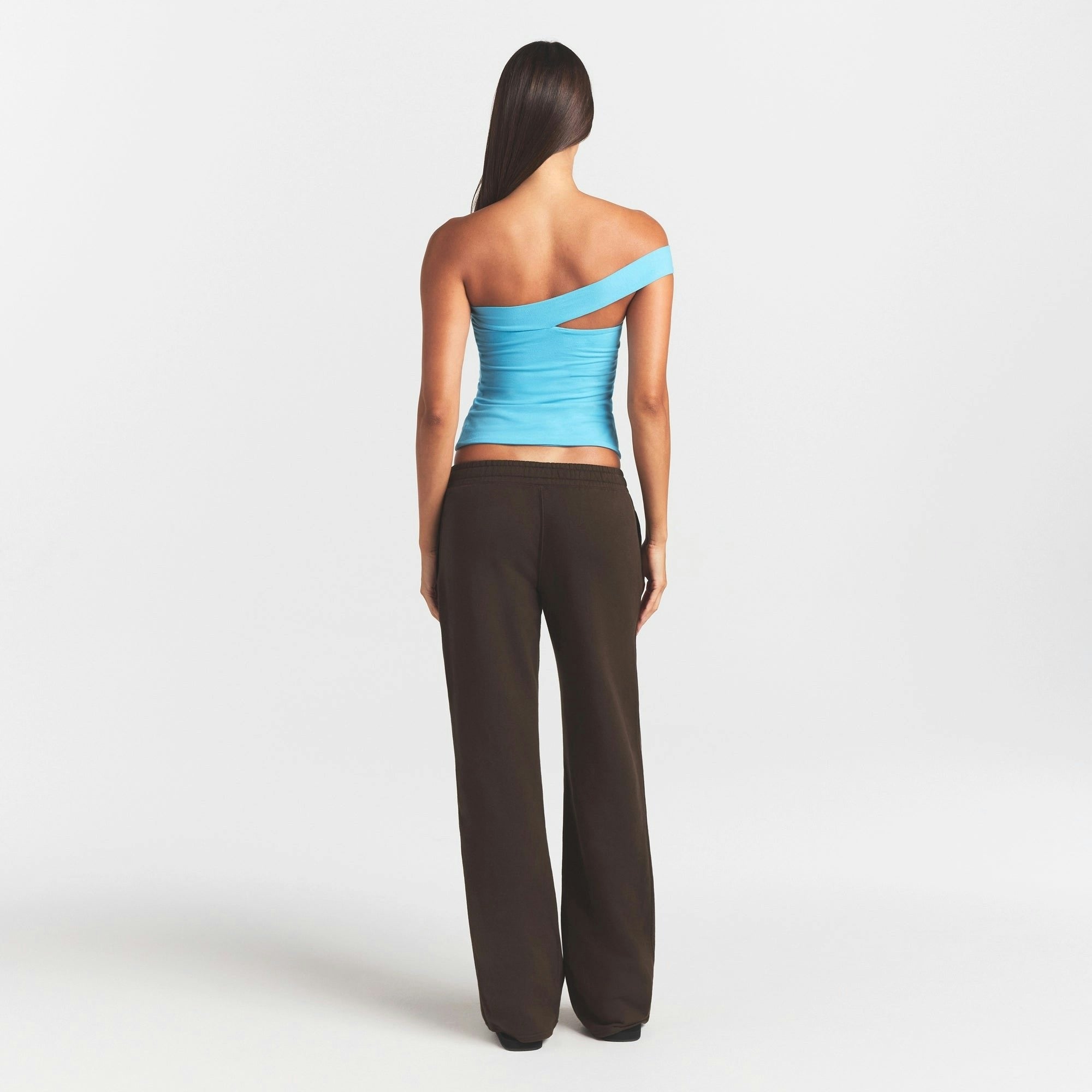 STRAIGHT LEG PANT