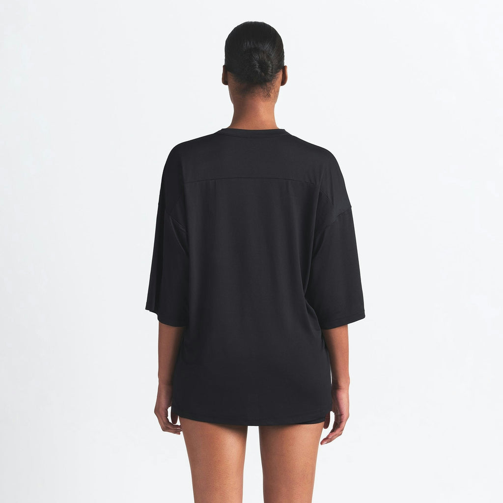 V-NECK OVERSIZED TOP