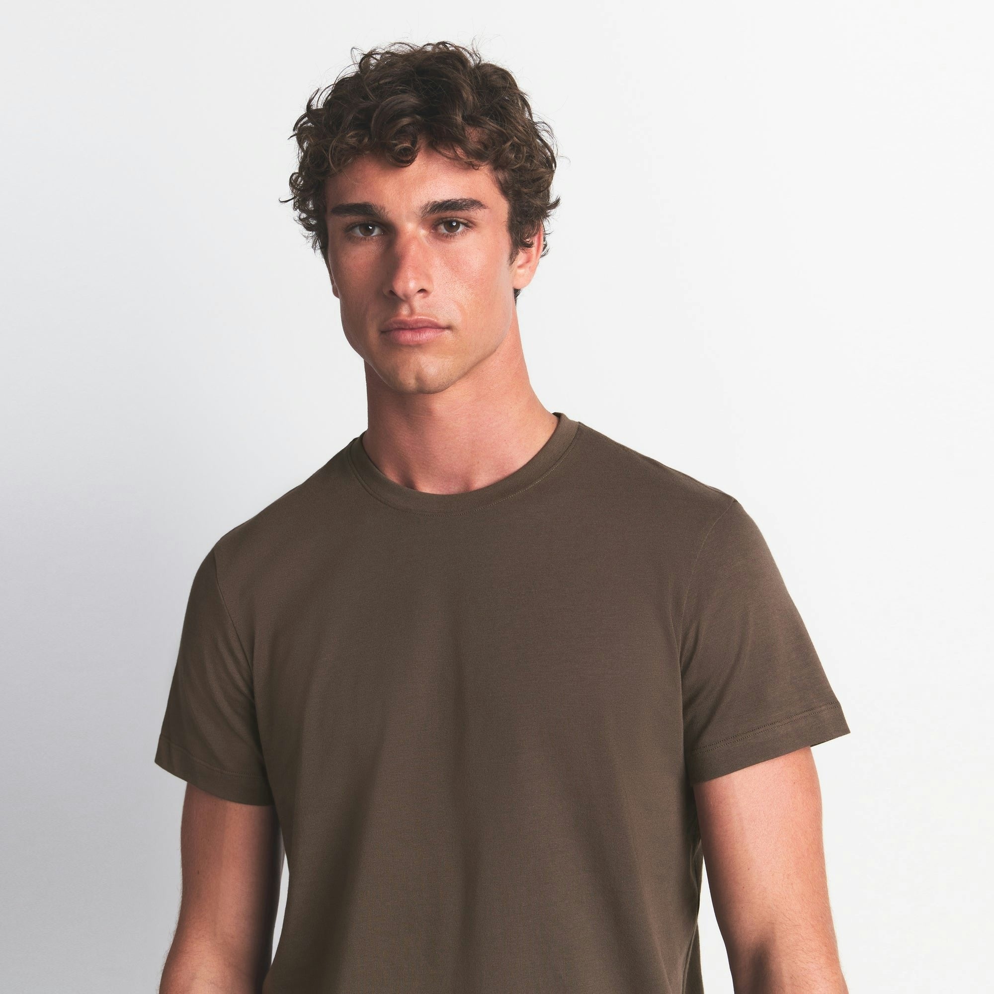 MENS CLASSIC T-SHIRT