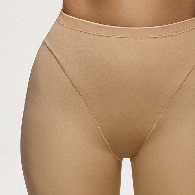 BUTT AND HIP ENHANCING MID THIGH SHORT