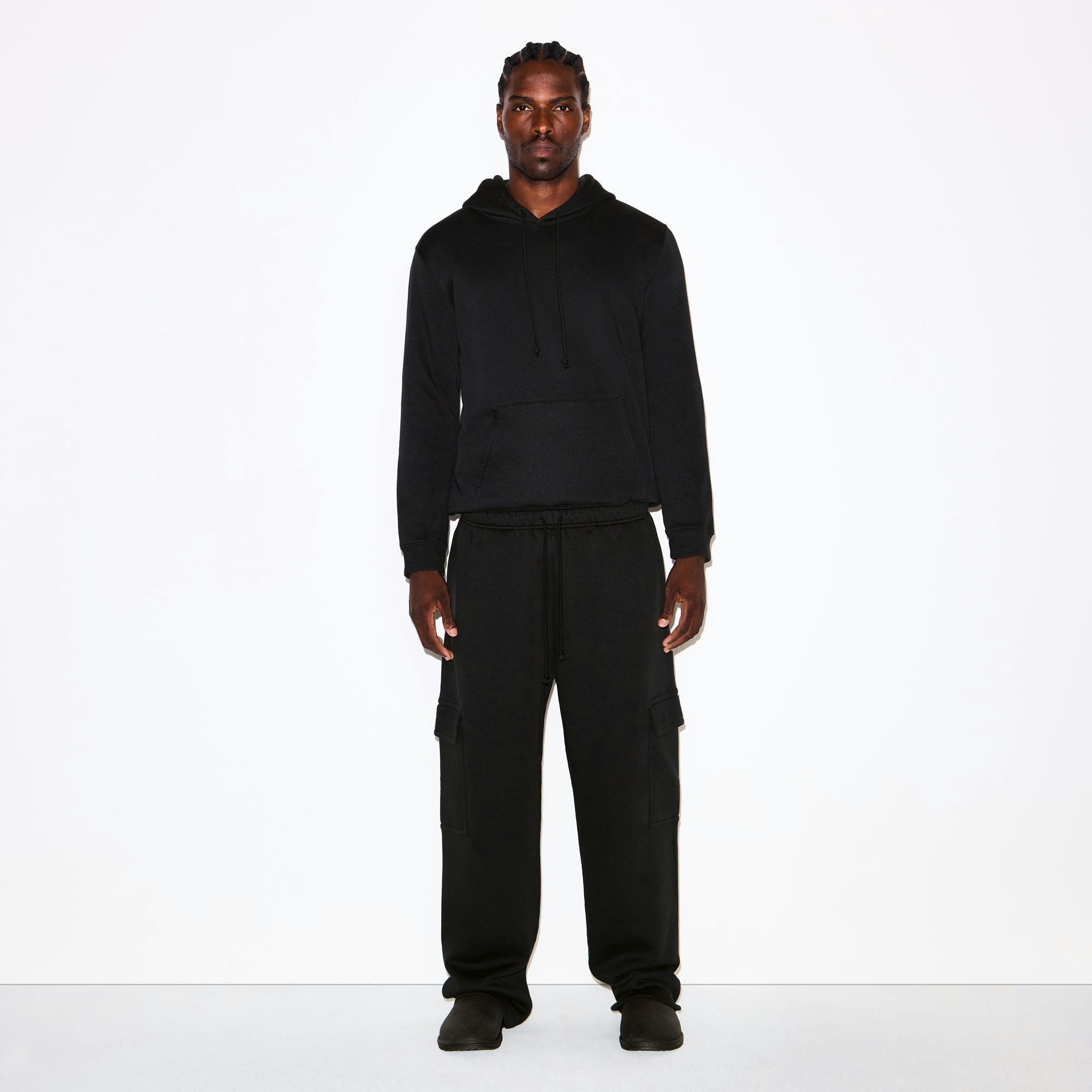 MENS CLASSIC HOODIE
