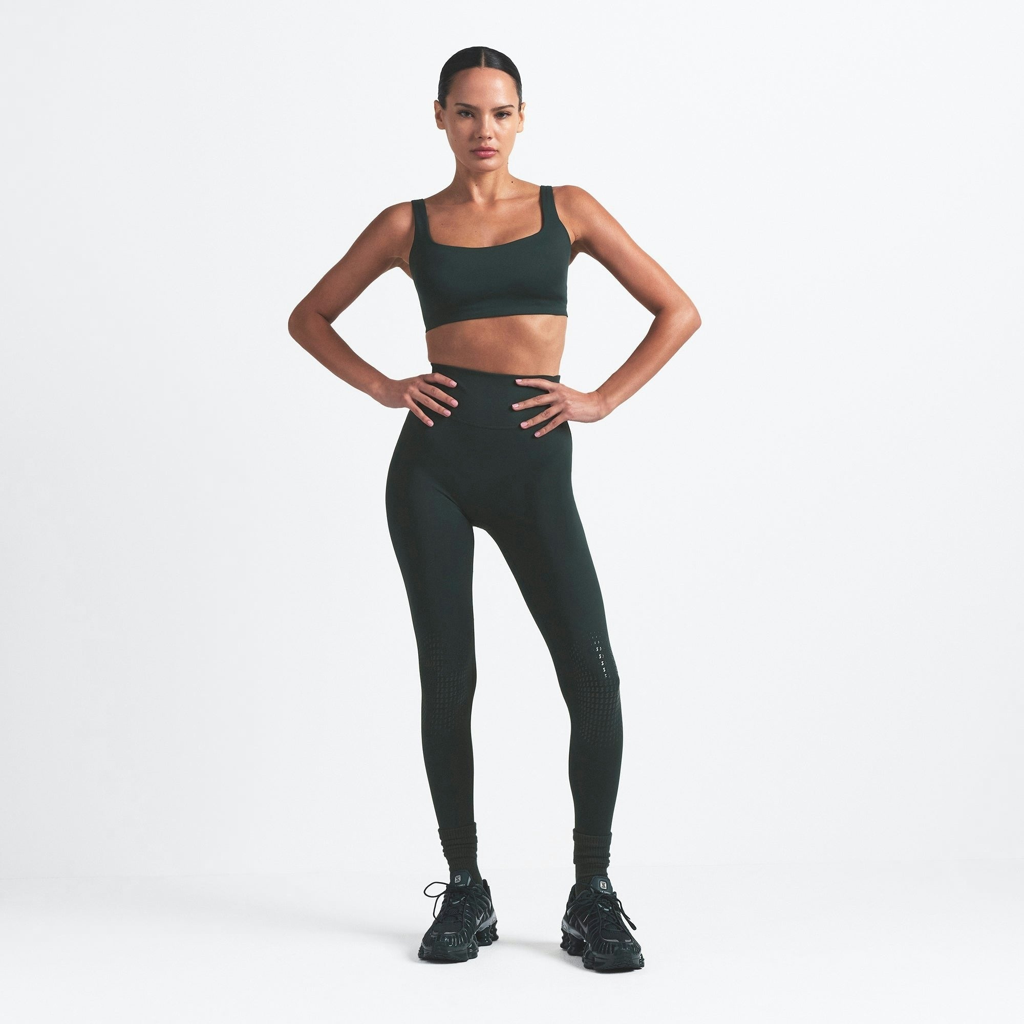SCOOP NECK BRA
