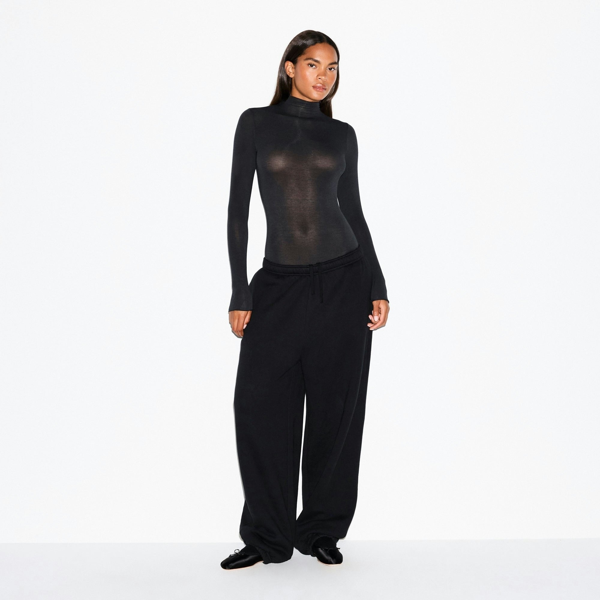 LONG SLEEVE TURTLENECK BODYSUIT