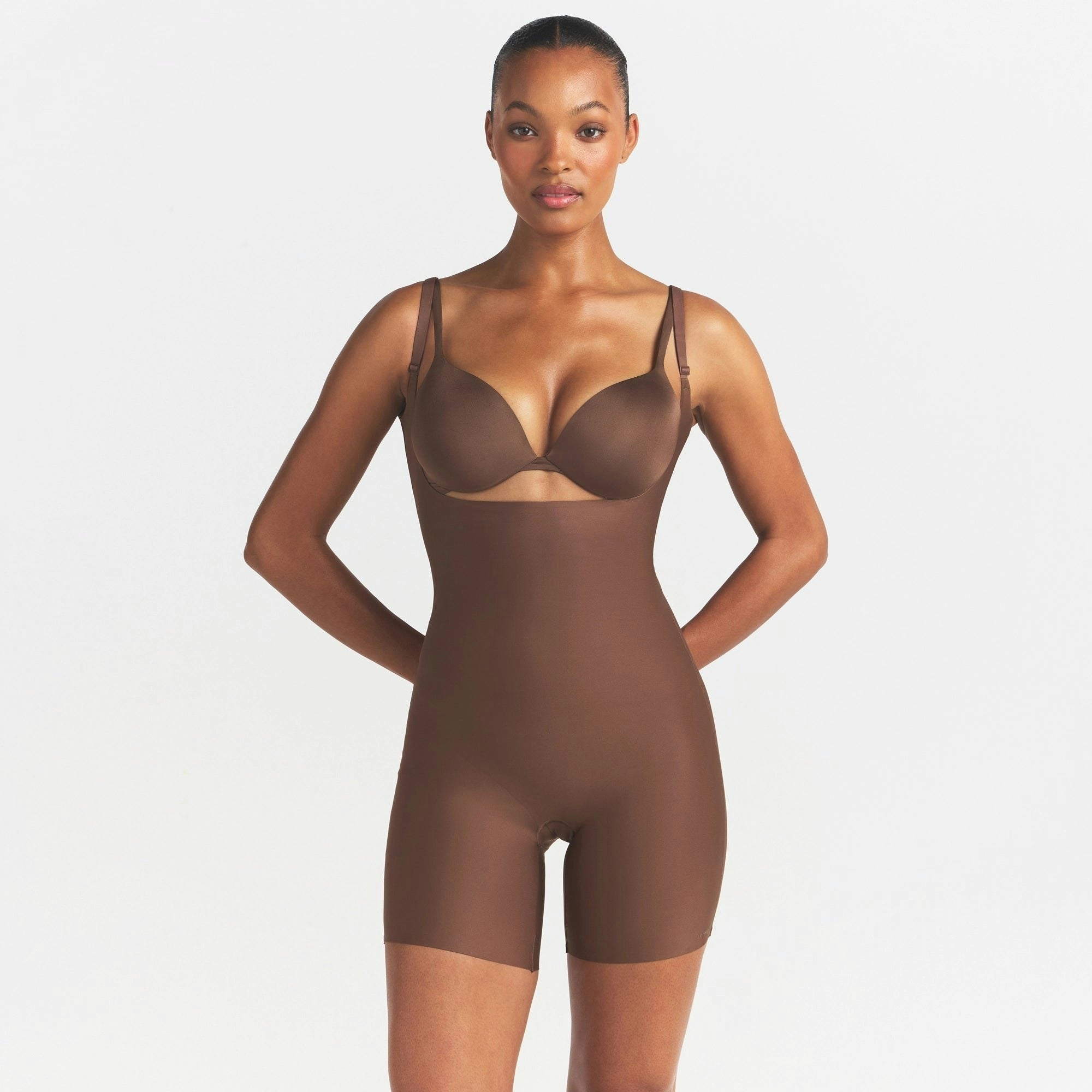 CORE SCULPT BACK SMOOTHING OPEN BUST MID THIGH BODYSUIT