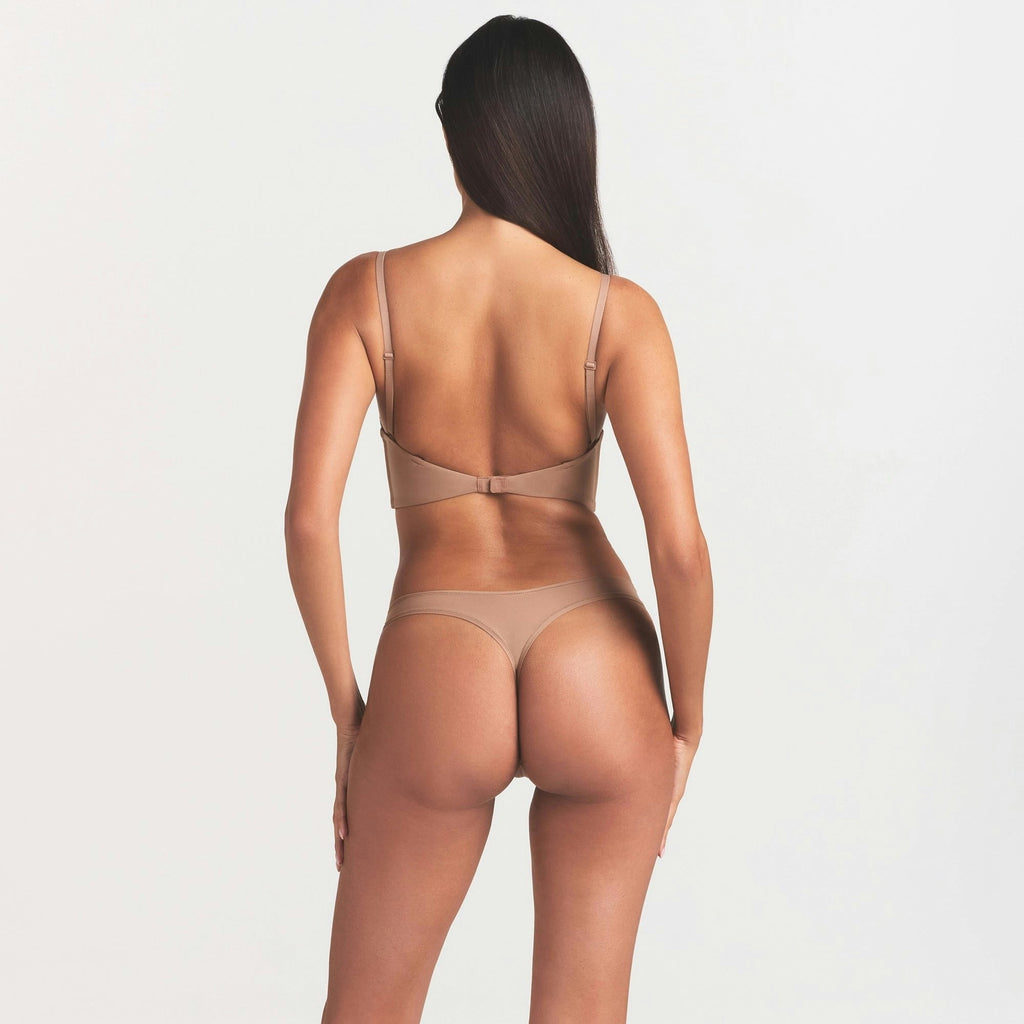 LOW BACK LONGLINE BRA