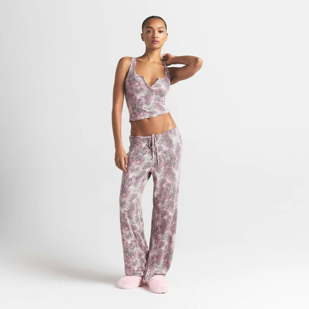 STRAIGHT LEG PANT
