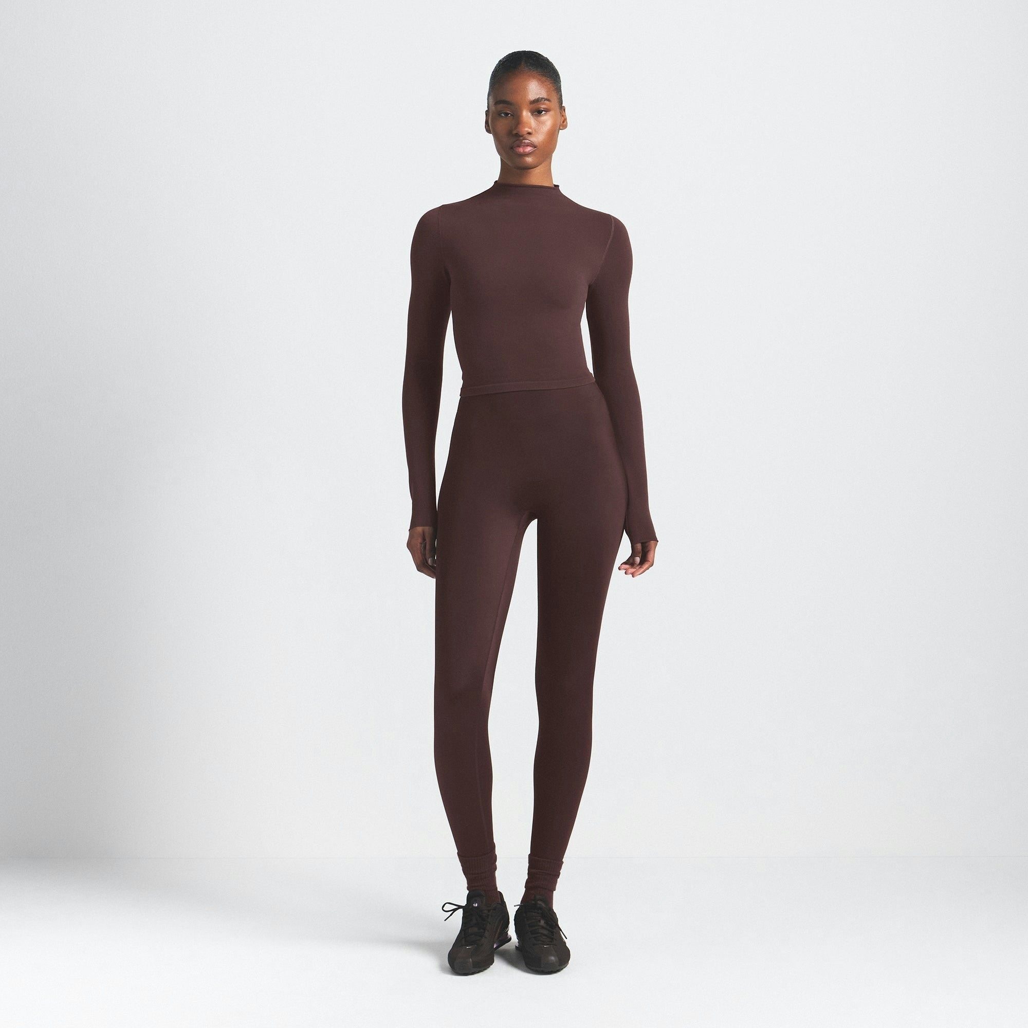 MOCK NECK CROP TOP