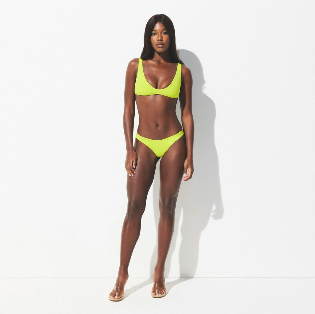 PLUNGE BIKINI TOP
