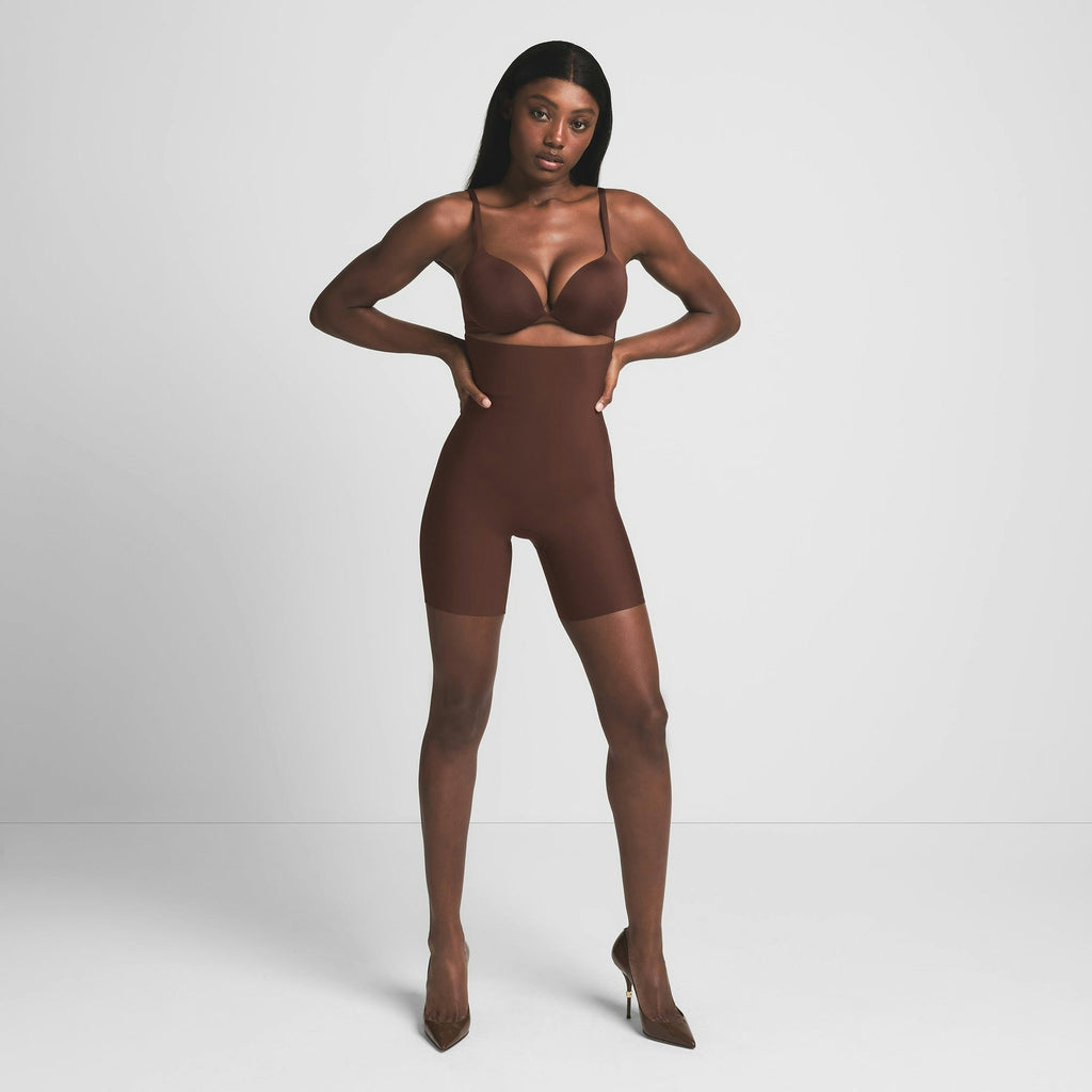 CORE SCULPT HIGH-WAISTED SHORT