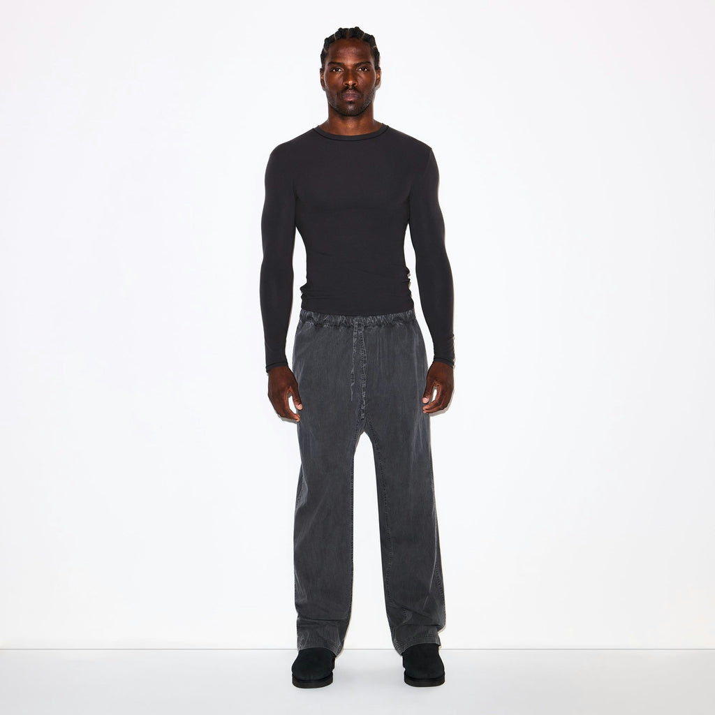 MENS SLIM LONG SLEEVE T-SHIRT