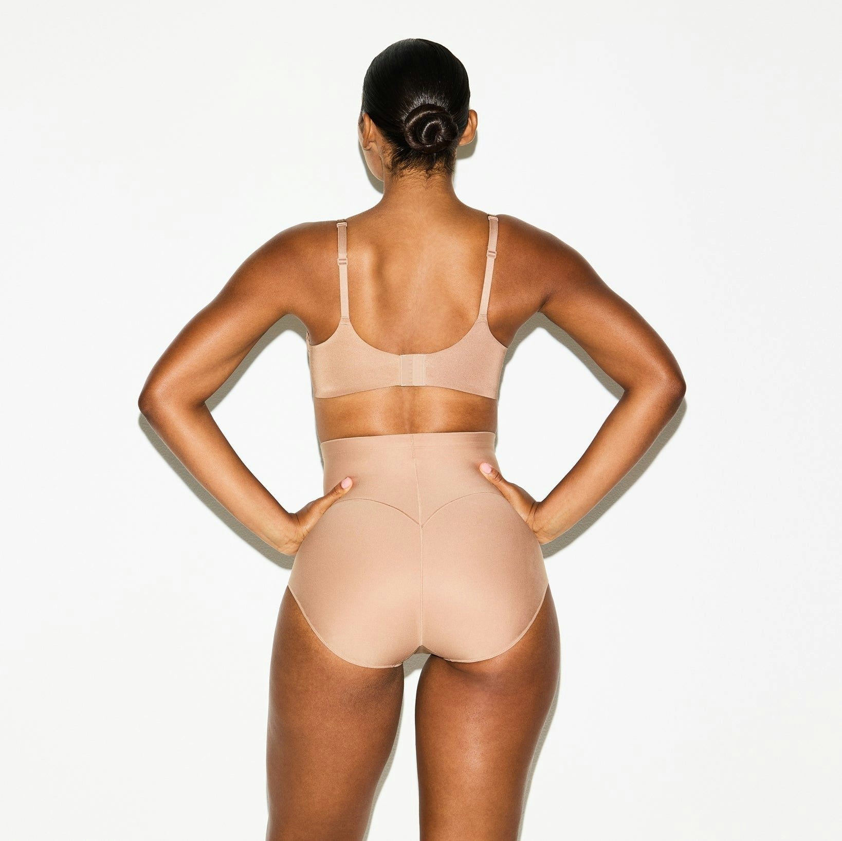 CORE SCULPT BUTT LIFTING BRIEF
