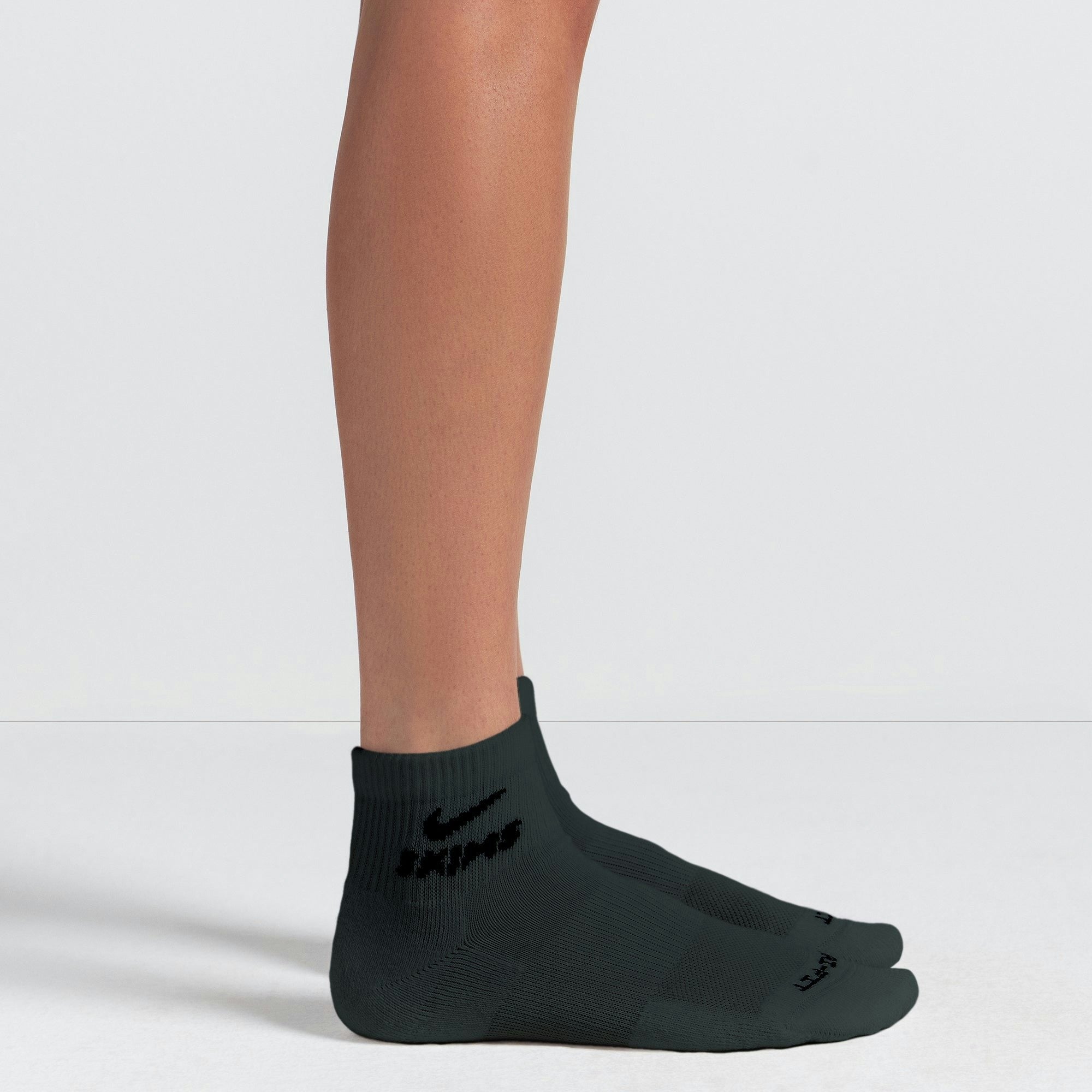 DRI-FITâ¢ QUARTER CREW SOCK 3-PACK