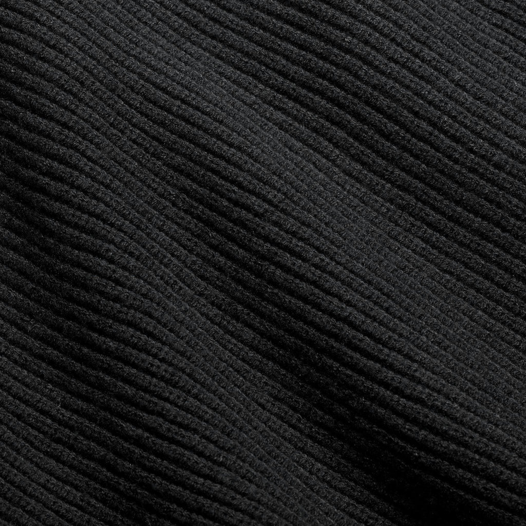 RIBBED LONG SLEEVE FITTED CREW NECK