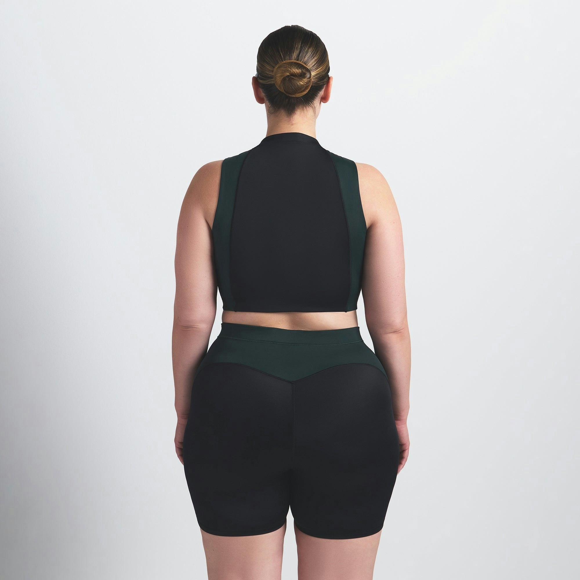 FRONT ZIP BRA