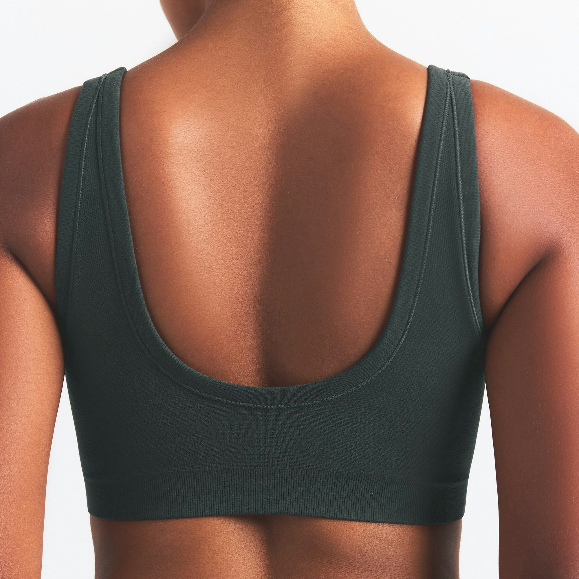 SCOOP NECK BRA