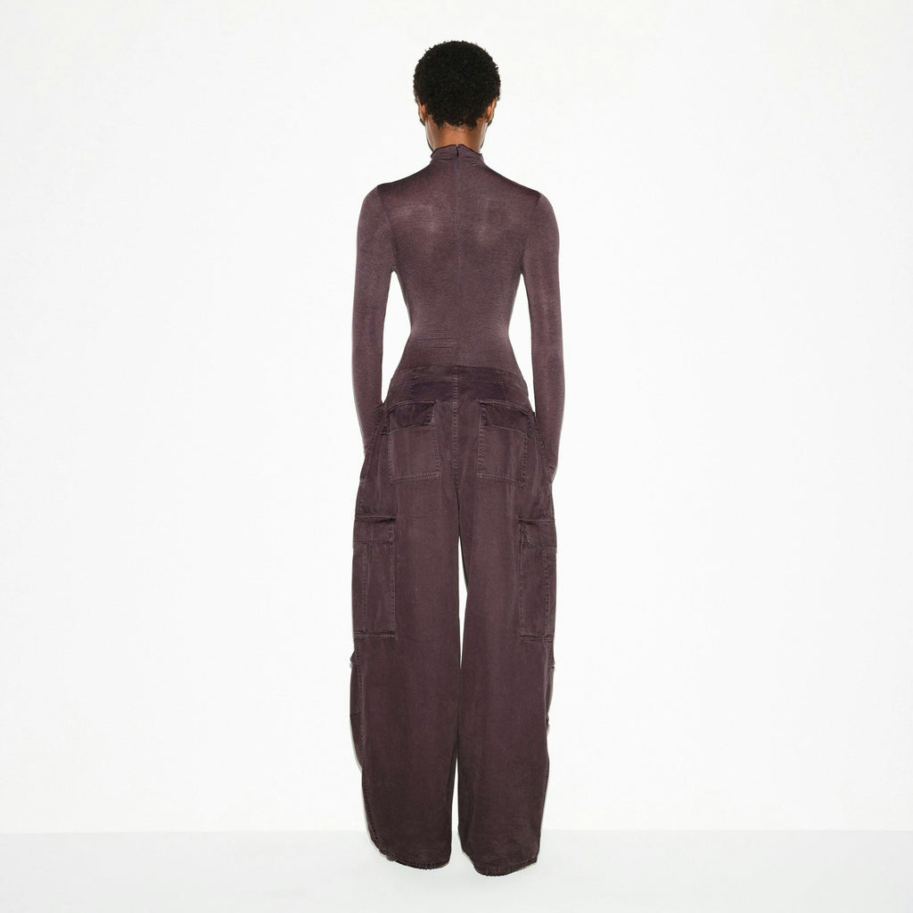 LONG SLEEVE TURTLENECK BODYSUIT