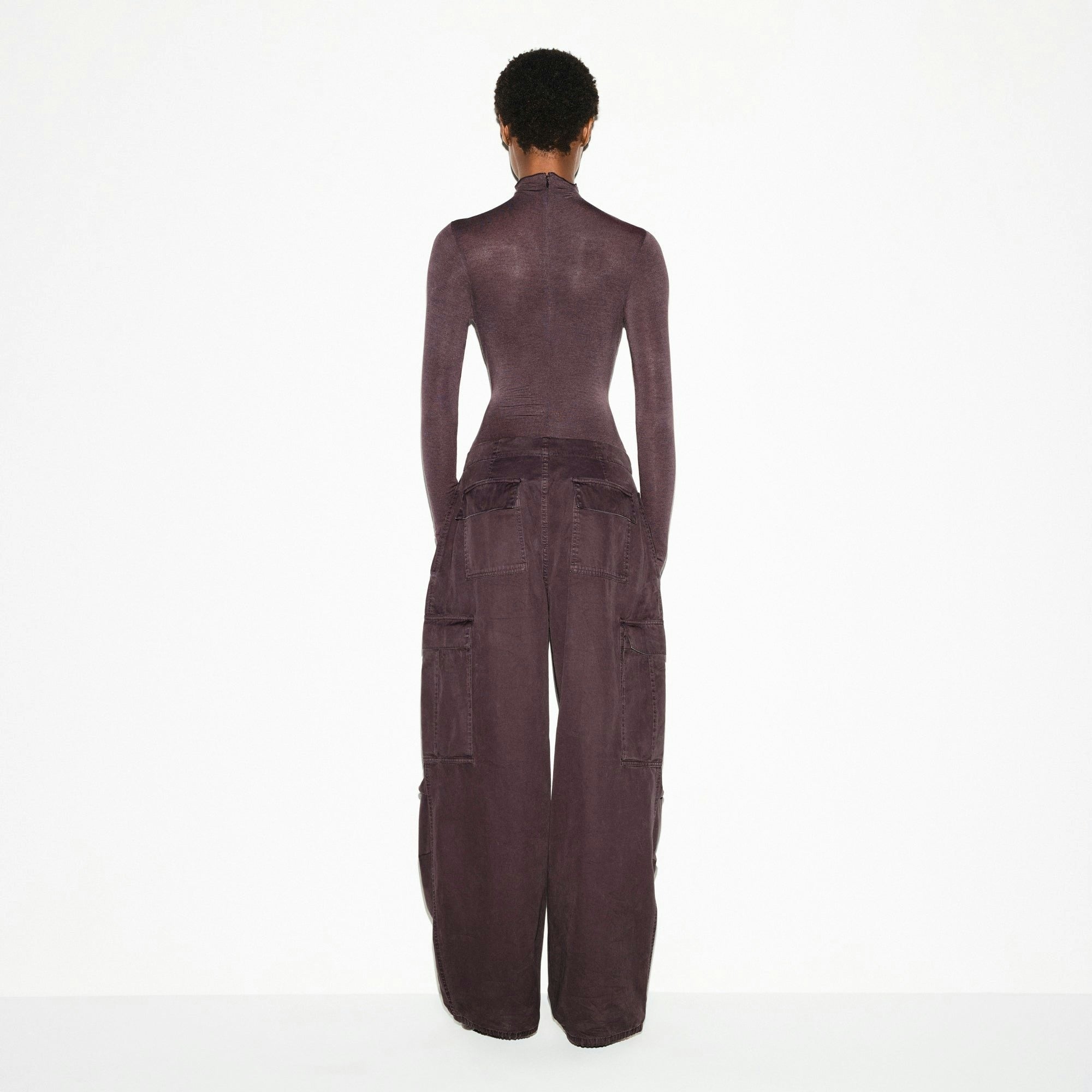 LONG SLEEVE TURTLENECK BODYSUIT