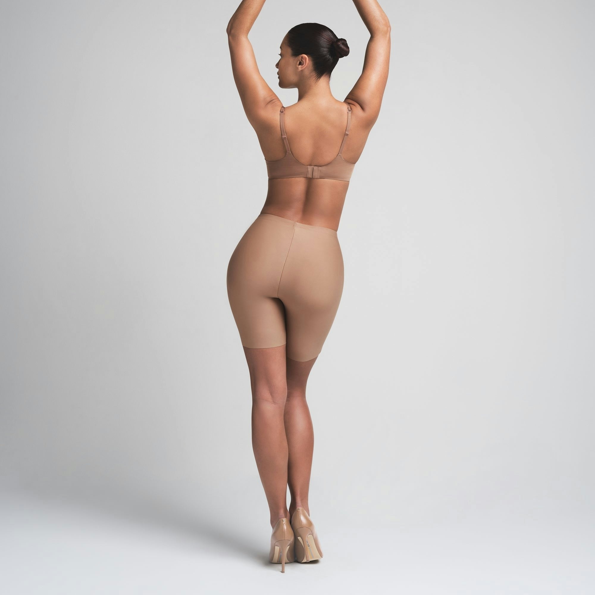 BUTT ENHANCING PADDED SHORT