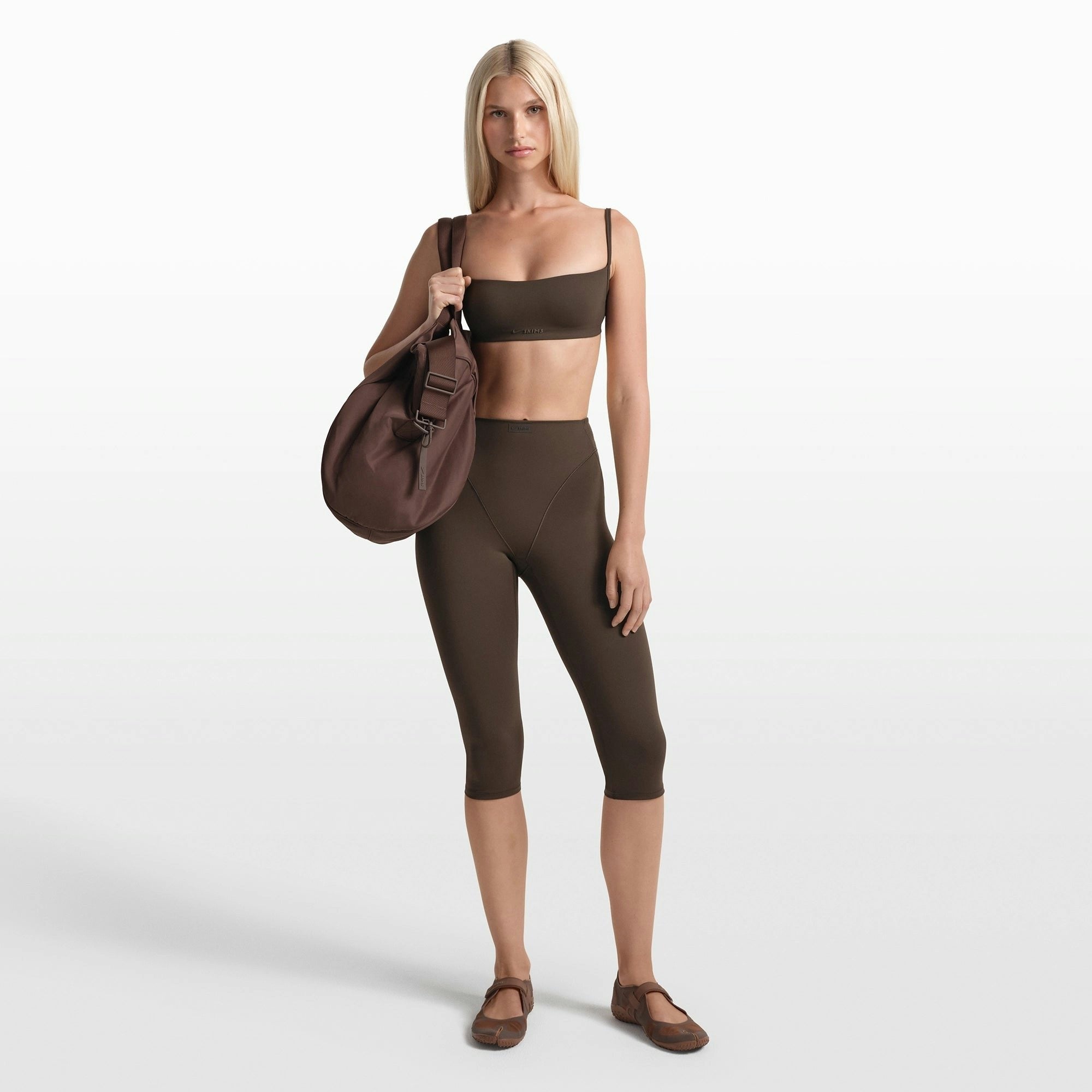 17" V-LINE CAPRI LEGGING
