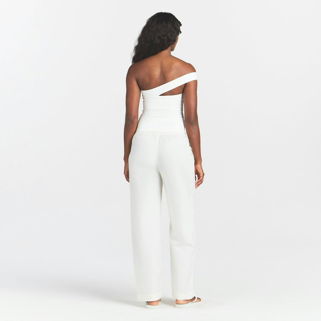 ASYMMETRICAL TOP