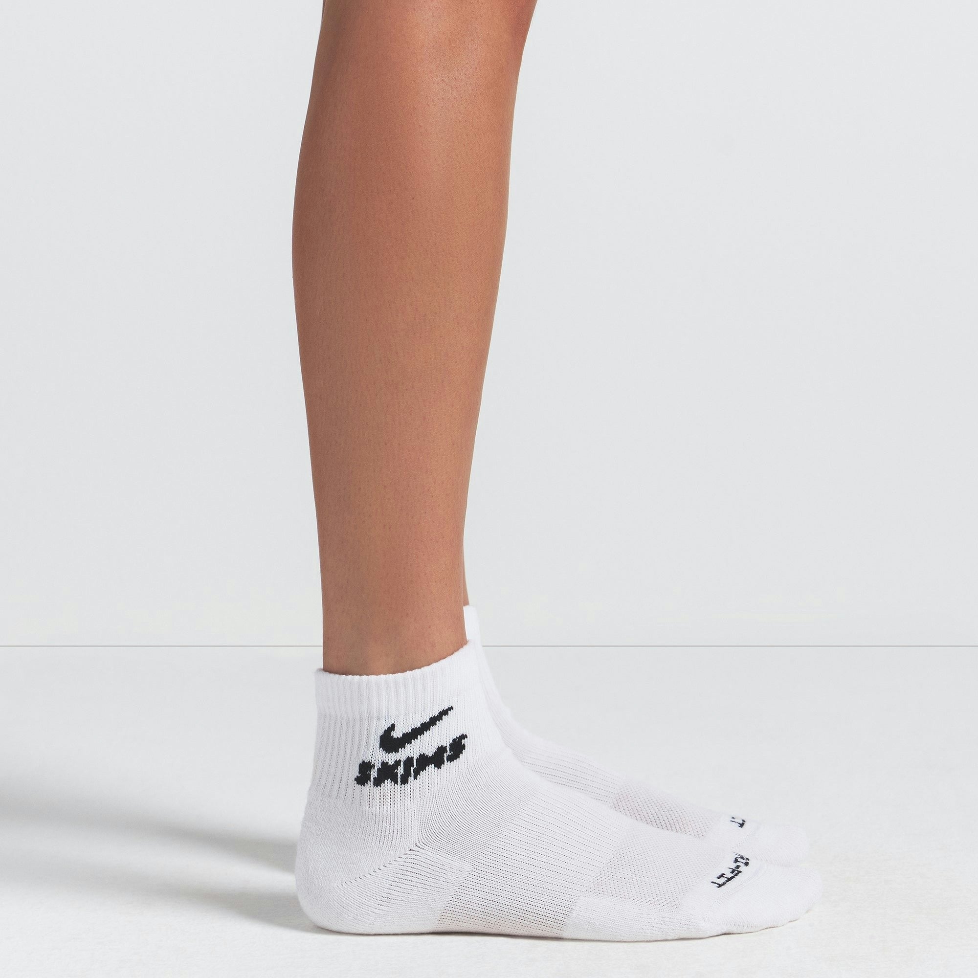 DRI-FITâ¢ QUARTER CREW SOCK 3-PACK