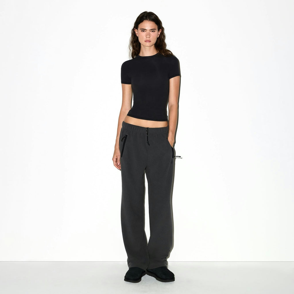 STRAIGHT LEG PANT