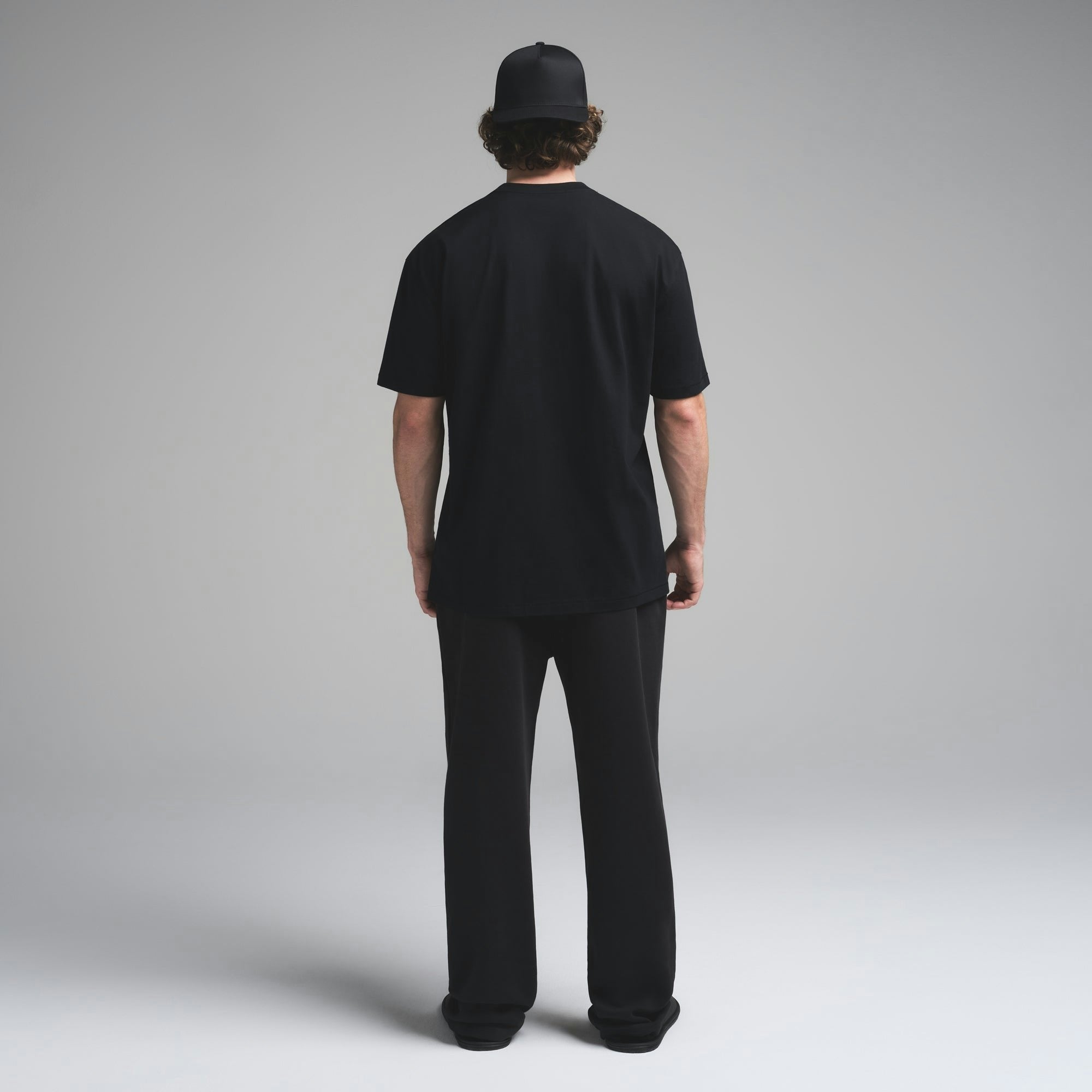 MENS RELAXED T-SHIRT
