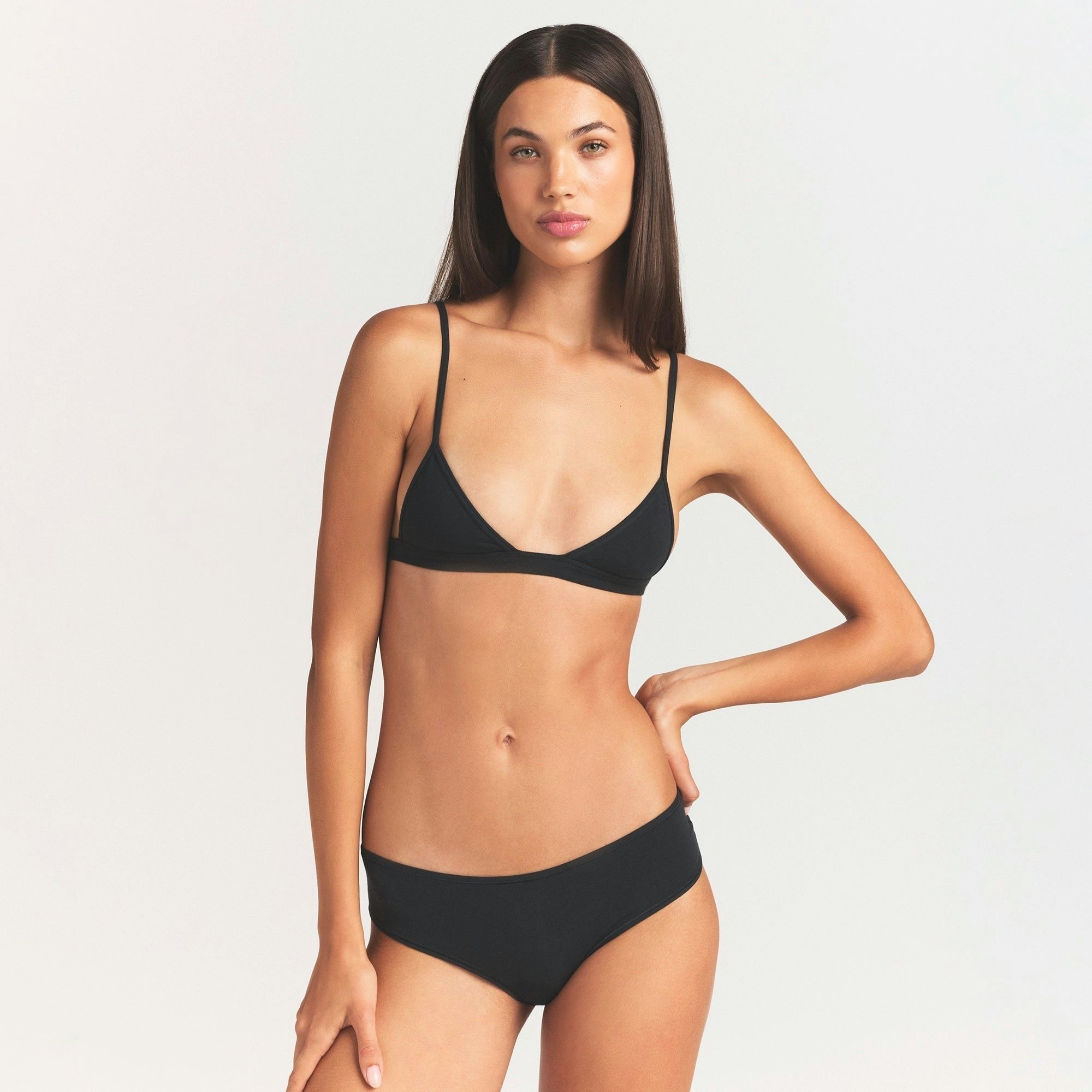 TRIANGLE BRALETTE