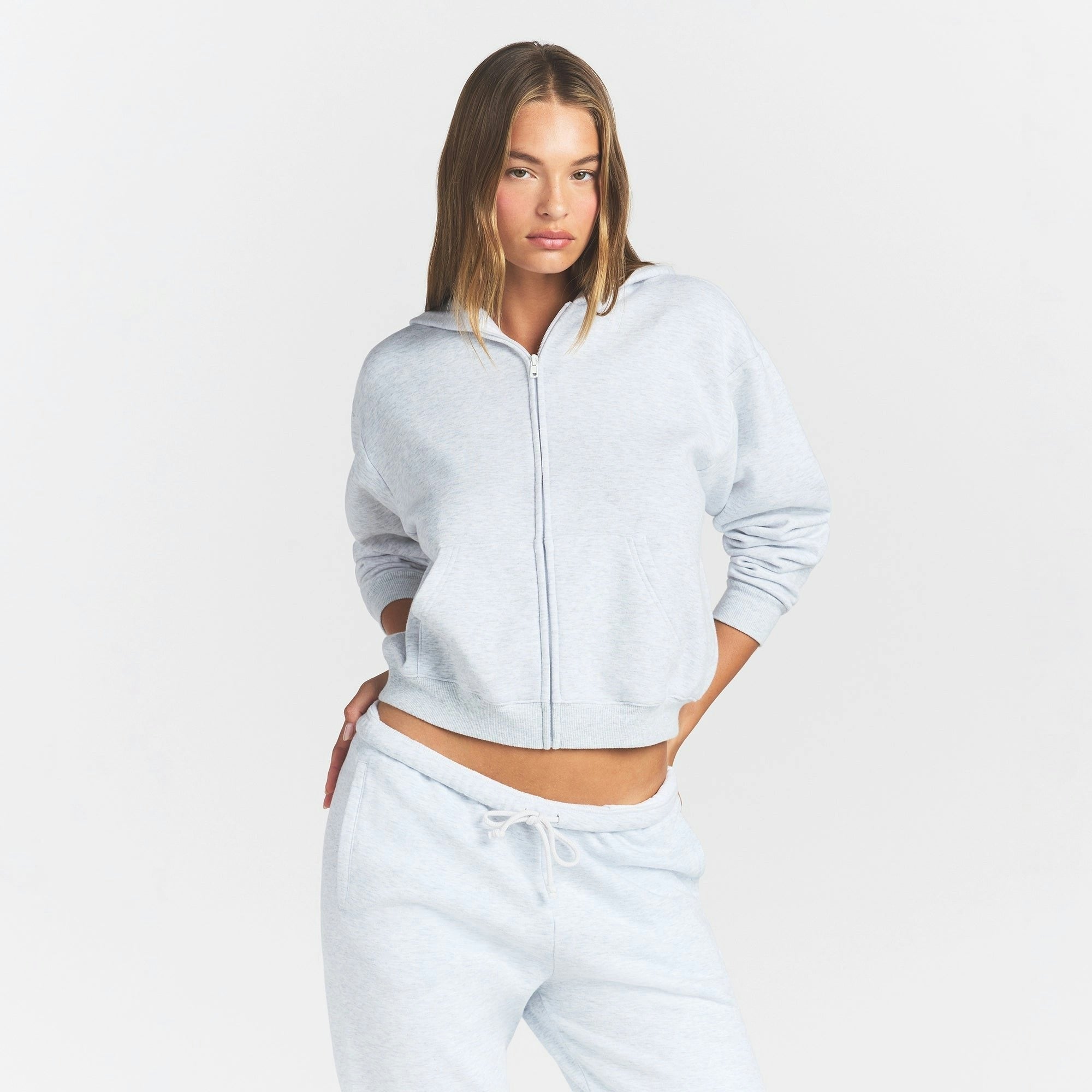 CLASSIC ZIP UP HOODIE