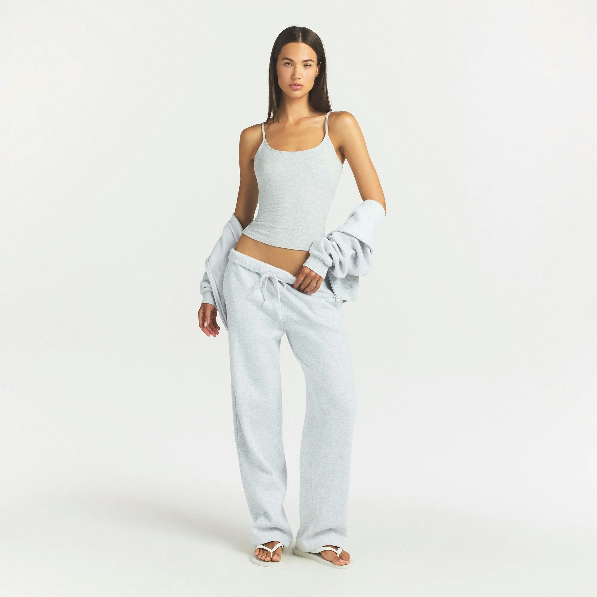 CLASSIC STRAIGHT LEG PANT