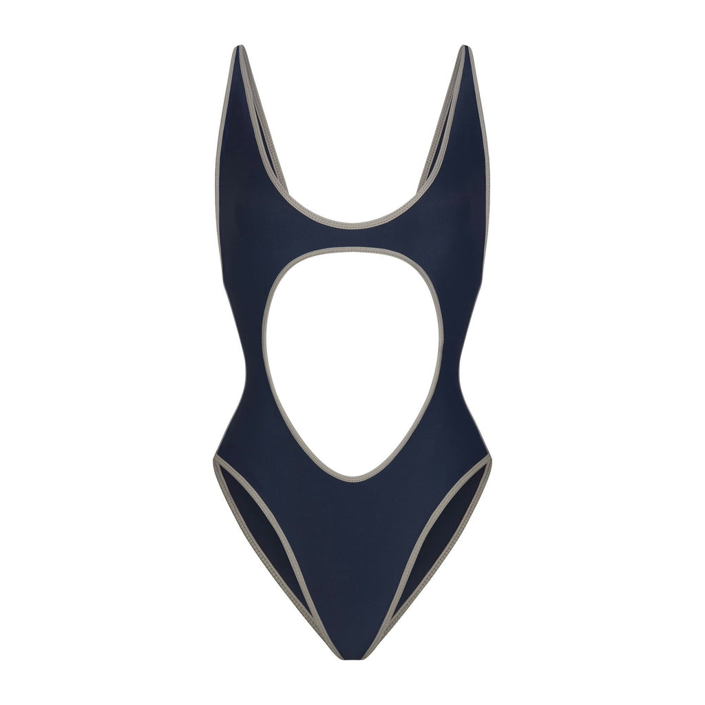 CUT OUT ONE PIECE